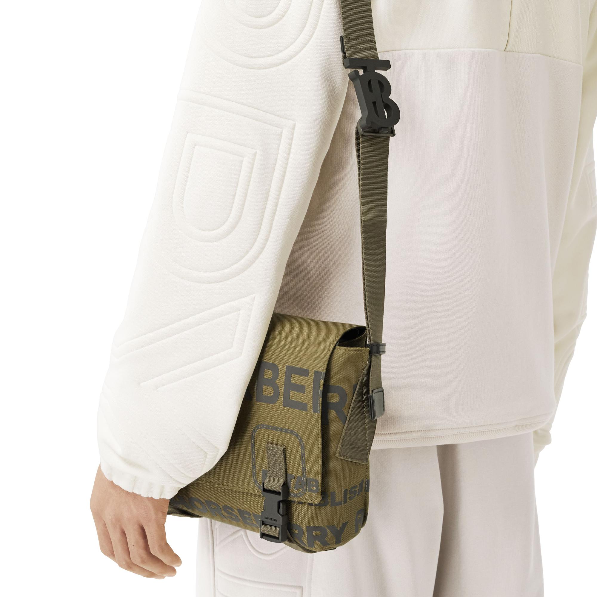 호스페리 프린트 나일론 스몰 메신저 백