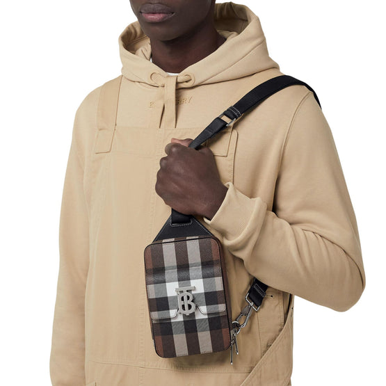 모노그램 모티프 체크 레더 크로스바디 백