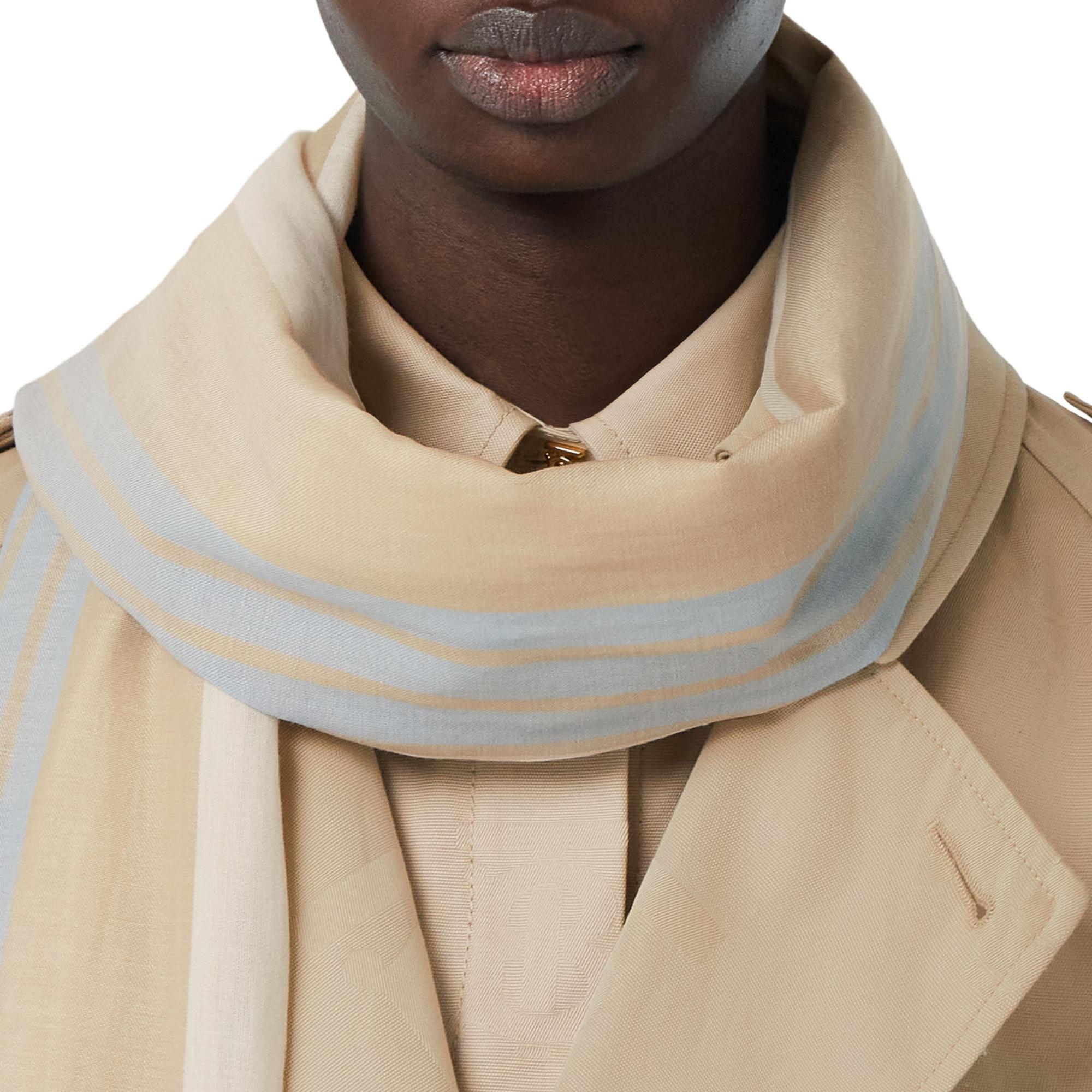 Love Is Eternal 스트라이프 코튼 캐시미어 자카드 스카프