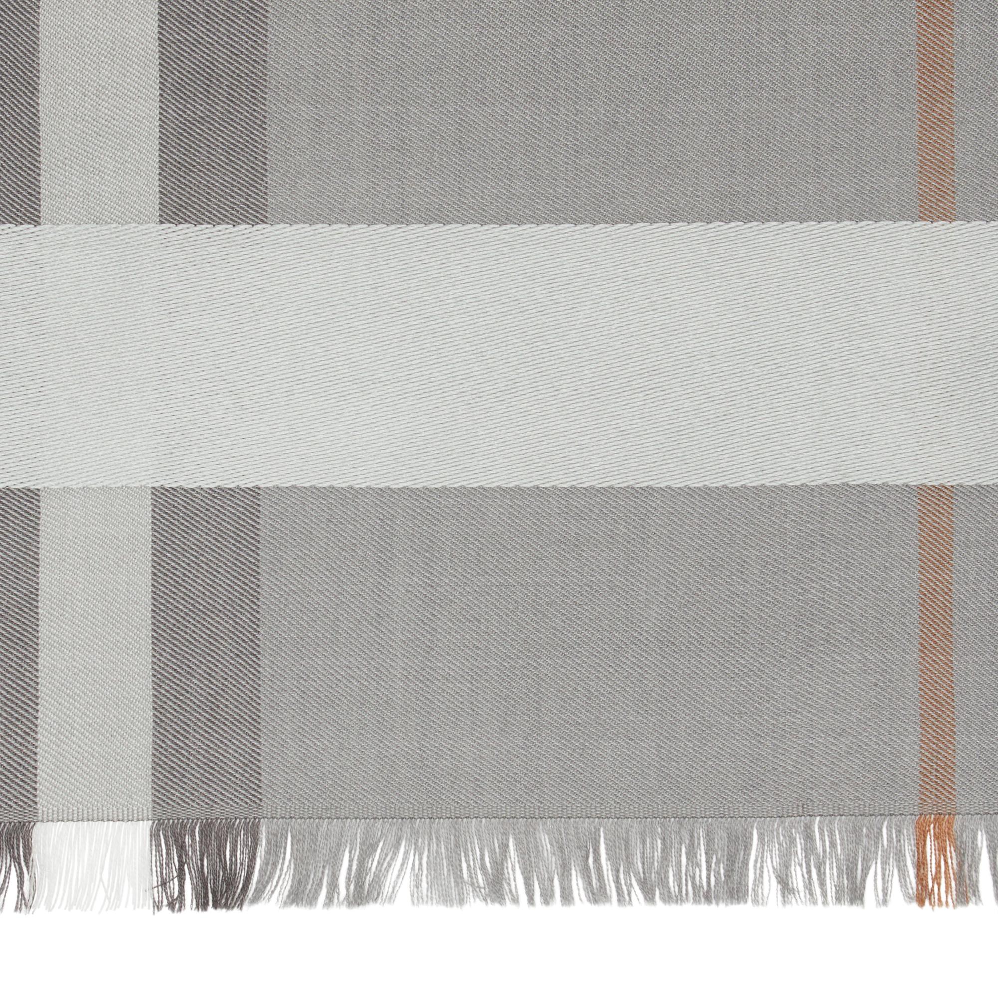 라지 체크 실크 울 스퀘어 스카프