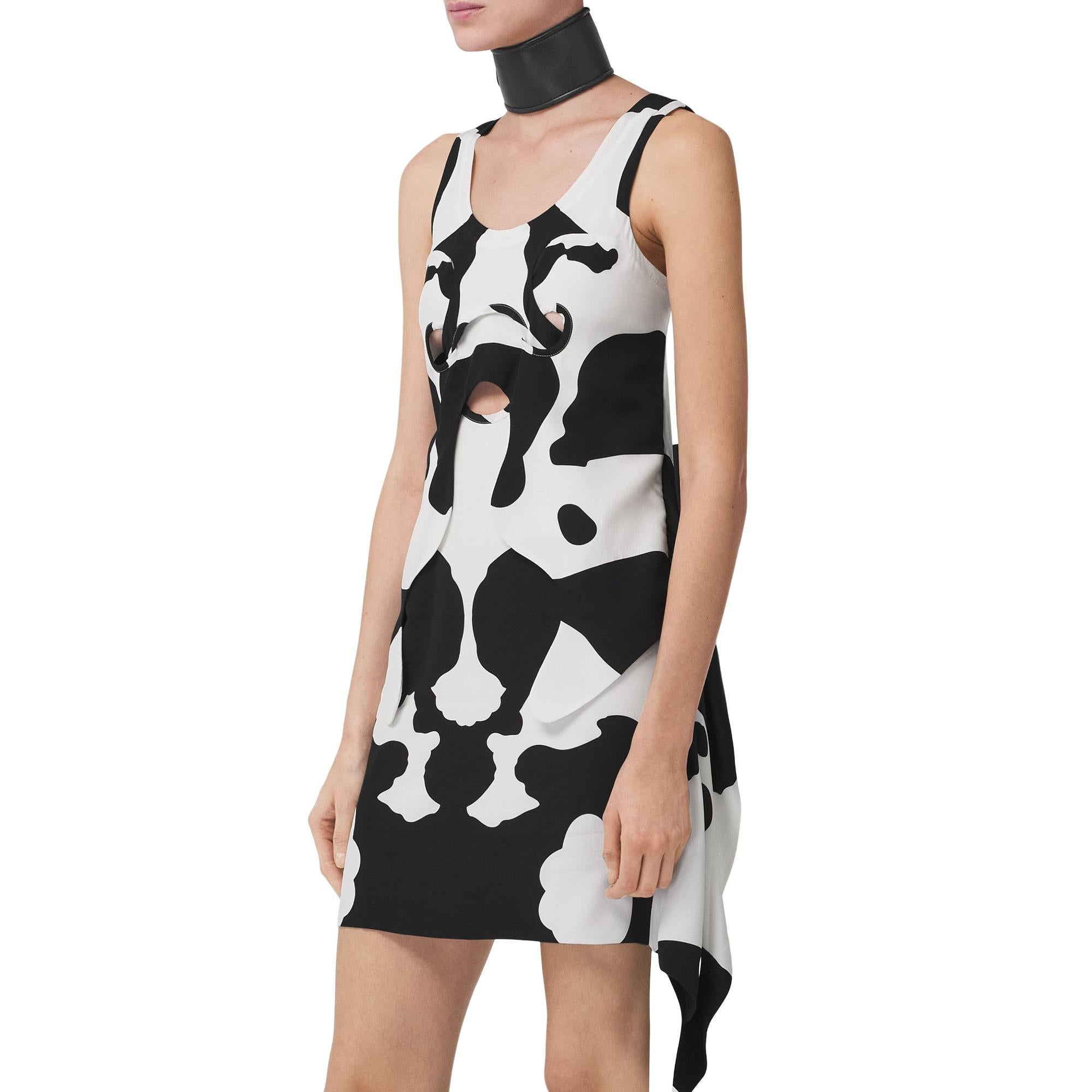 카우 프린트 실크 크레이프 드 신 드레스