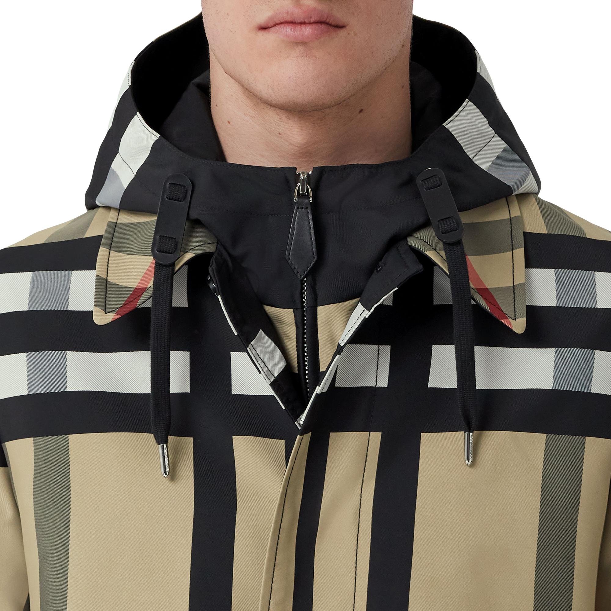 슬라이스 체크 나일론 카 코트