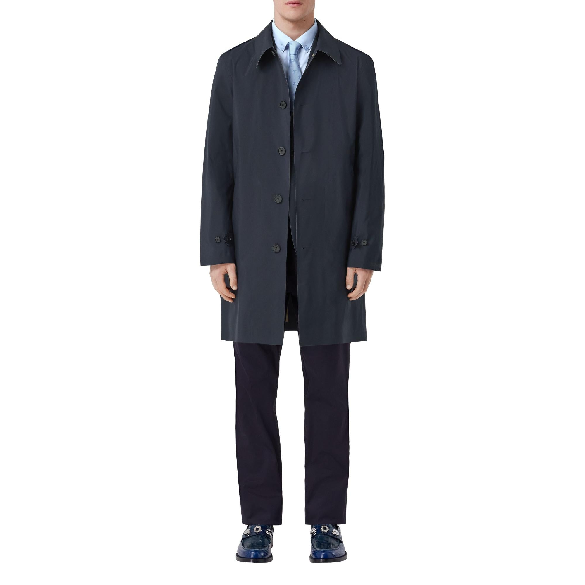 로고 프린트 테크니컬 카 코트