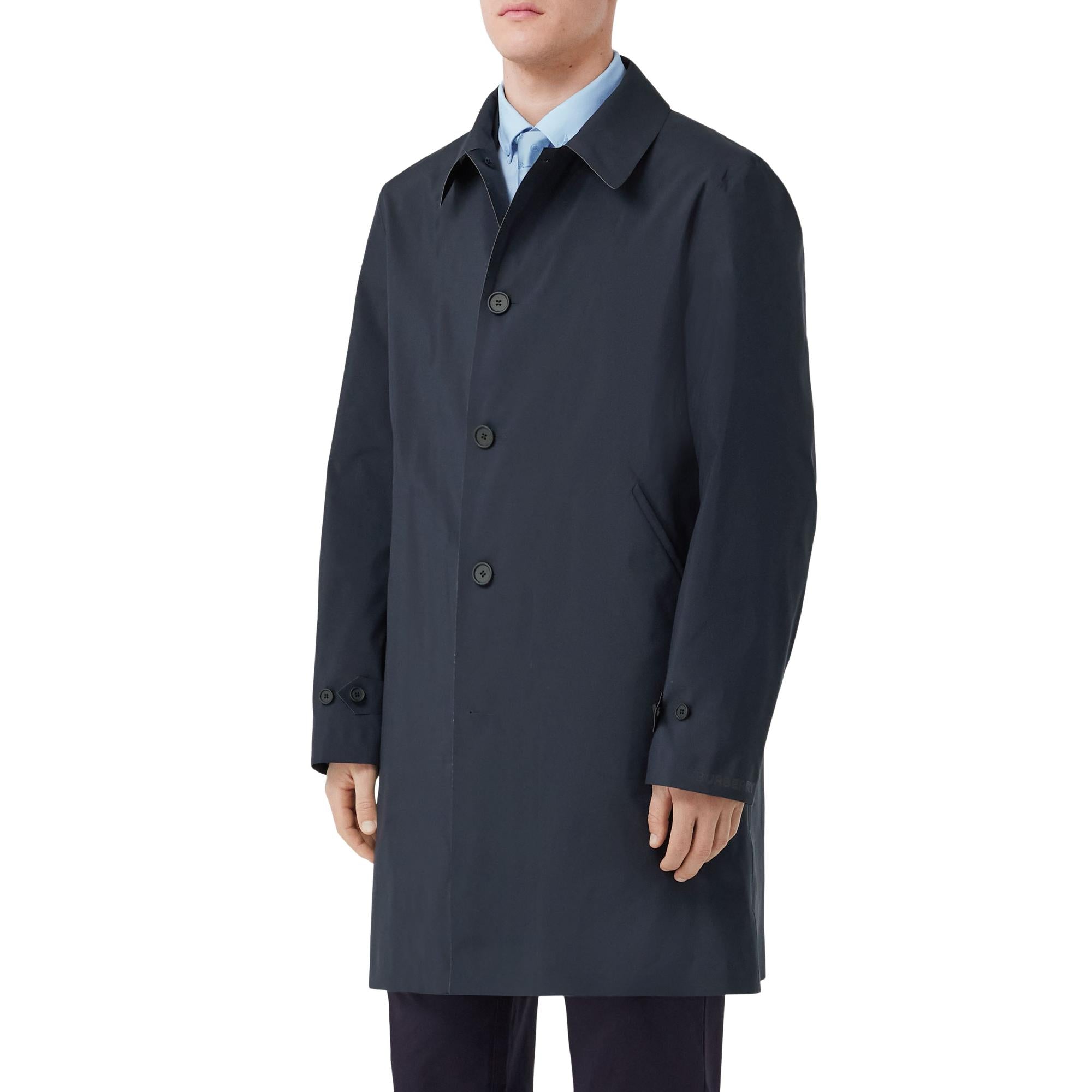 로고 프린트 테크니컬 카 코트