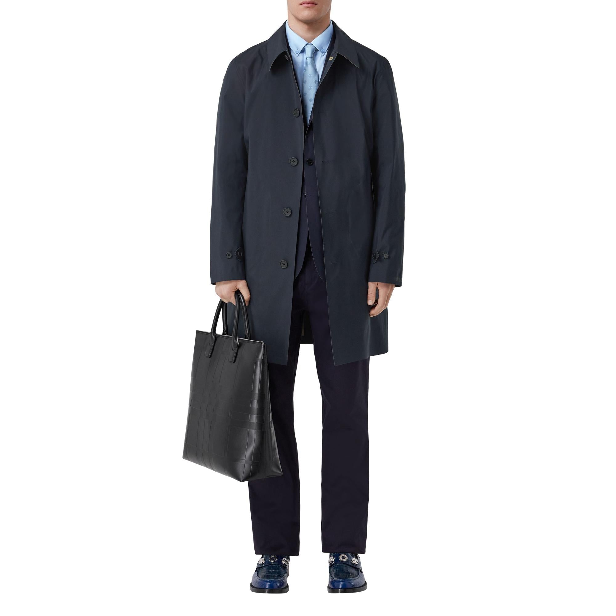 로고 프린트 테크니컬 카 코트