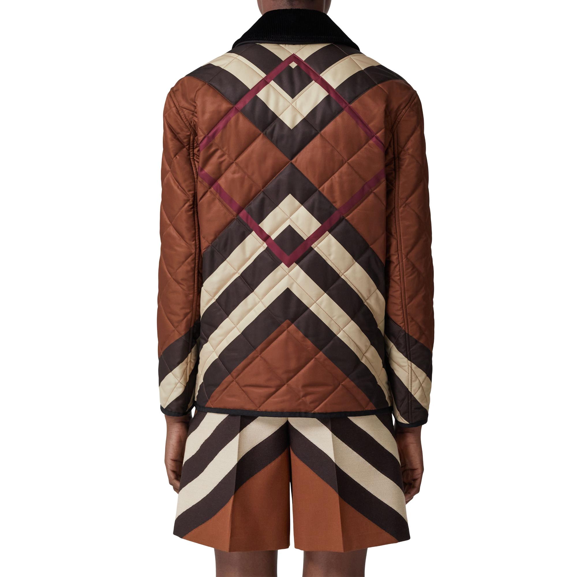 쉐브론 체크 다이아몬드 퀼팅 재킷