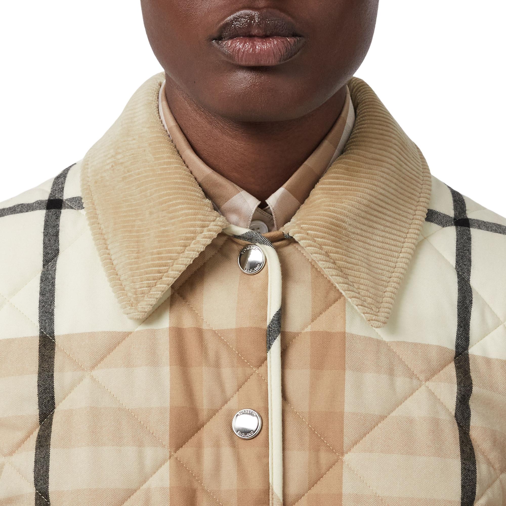 코듀로이 칼라 다이아몬드 퀼팅 울 반 재킷