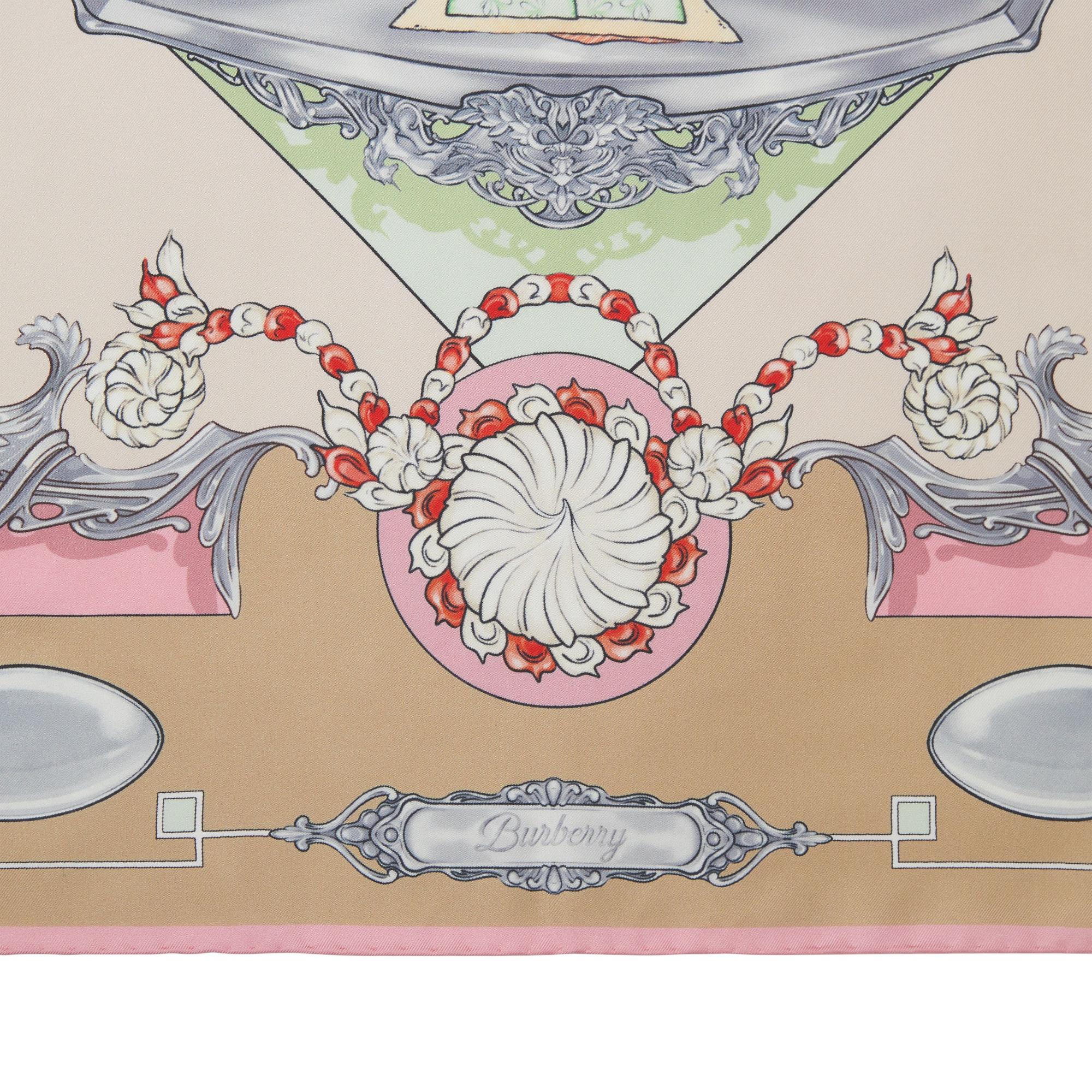 실버웨어 프린트 실크 스퀘어 스카프