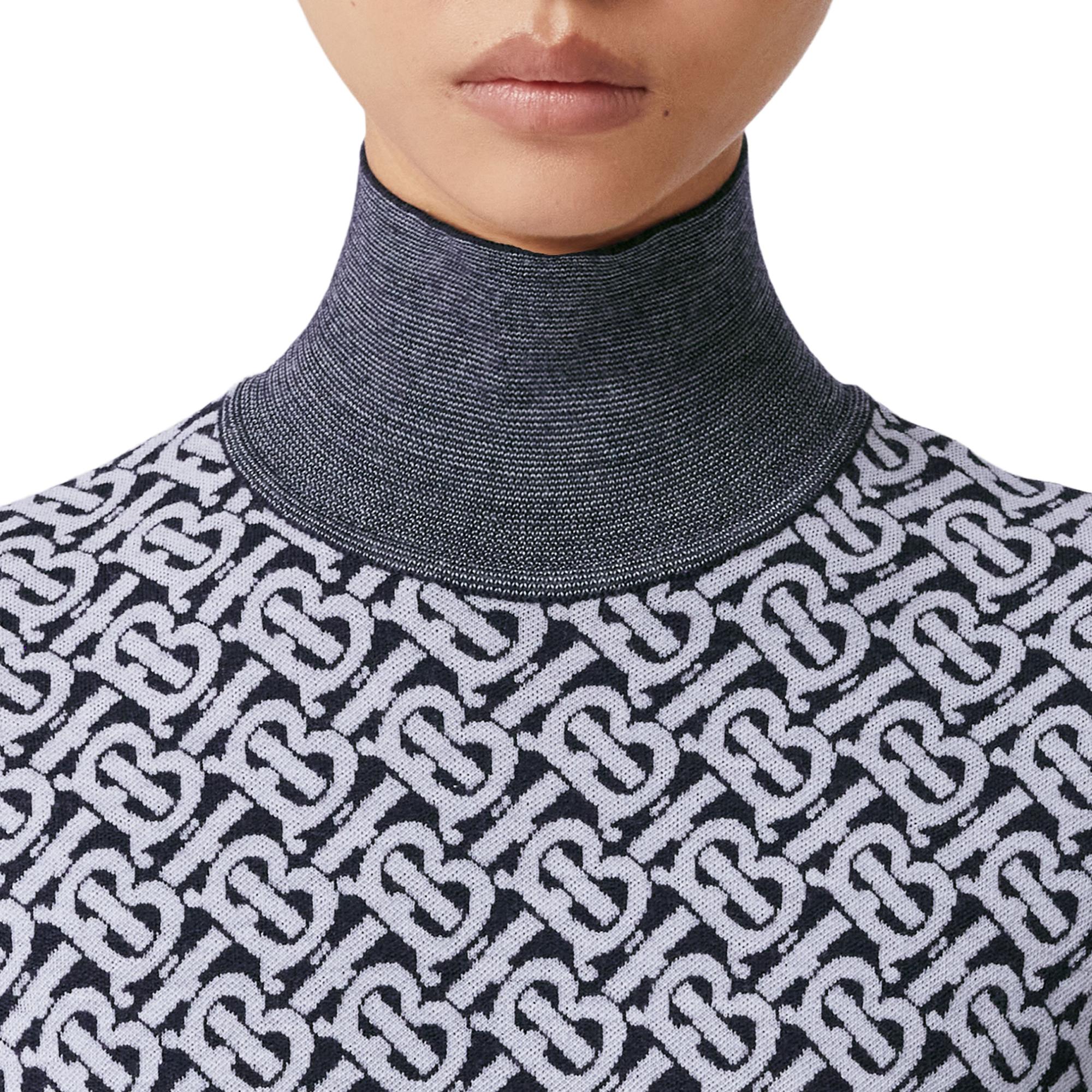 모노그램 울 자카드 터틀넥 스웨터