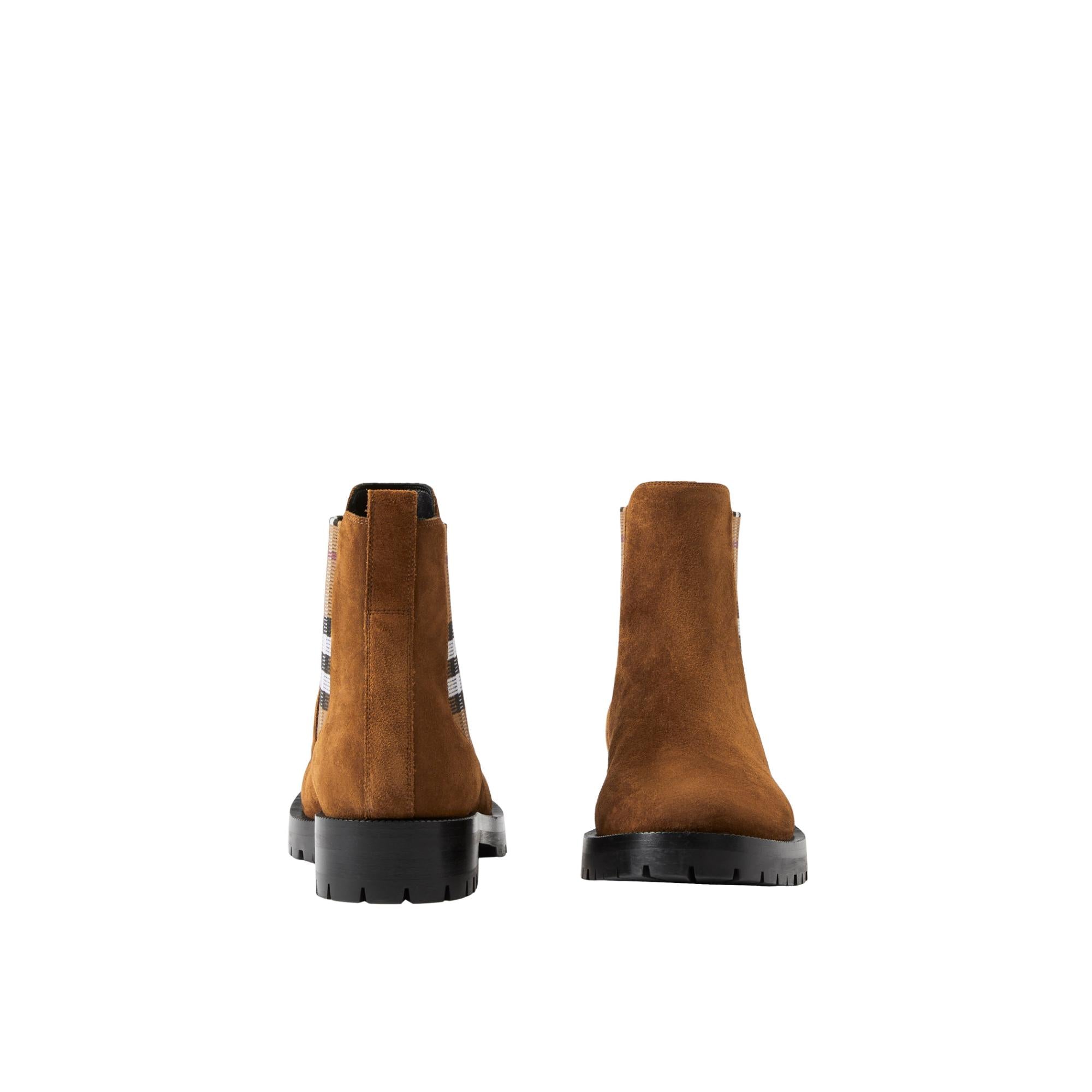 빈티지 체크 디테일 스웨이드 첼시 부츠