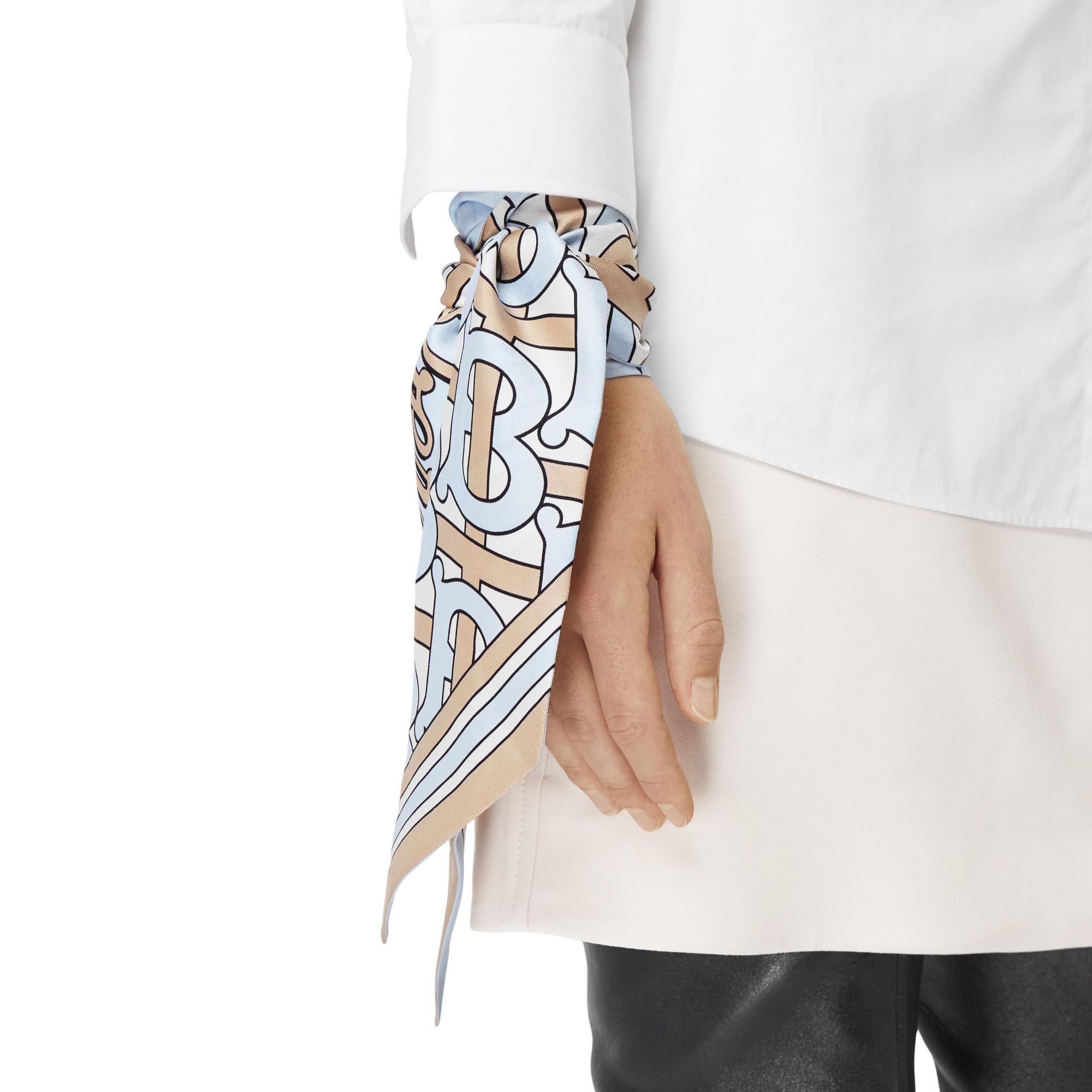 몽타주 프린트 실크 스키니 스카프