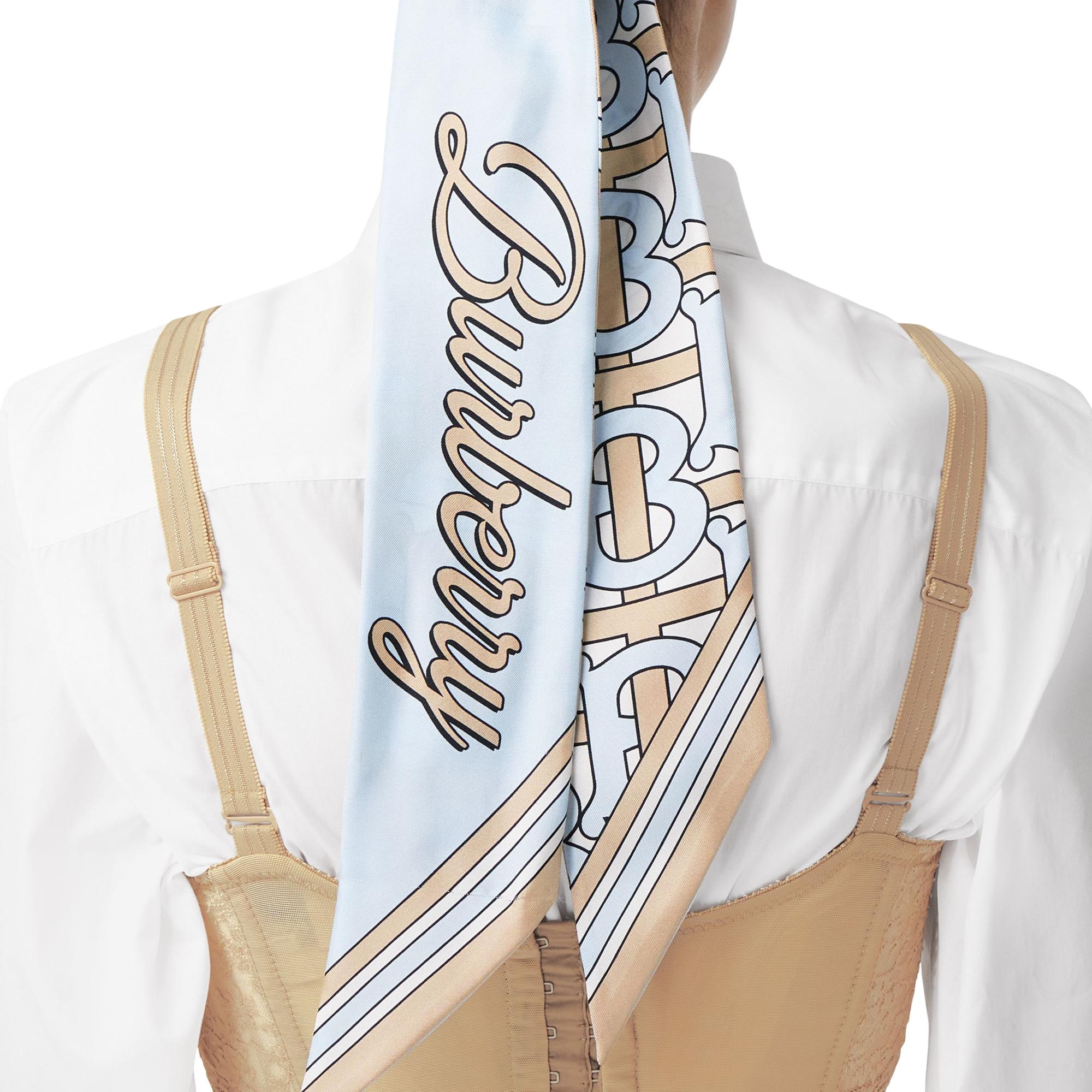 몽타주 프린트 실크 스키니 스카프