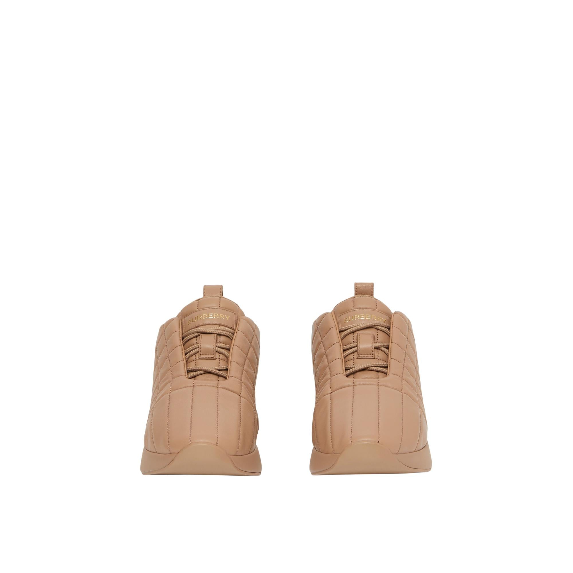 퀼팅 레더 클래식 스니커즈