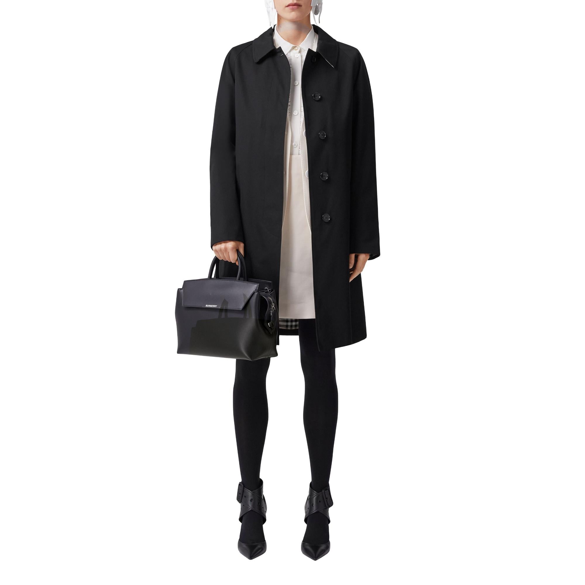 레더 미디엄 캐서린 백