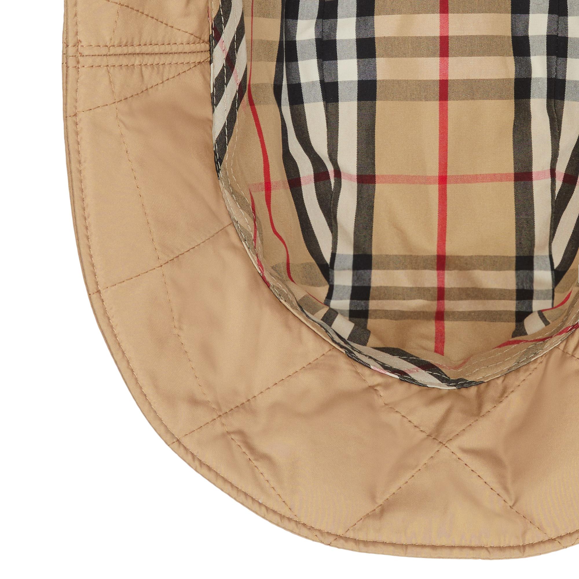 로고 디테일 퀼팅 버킷 햇