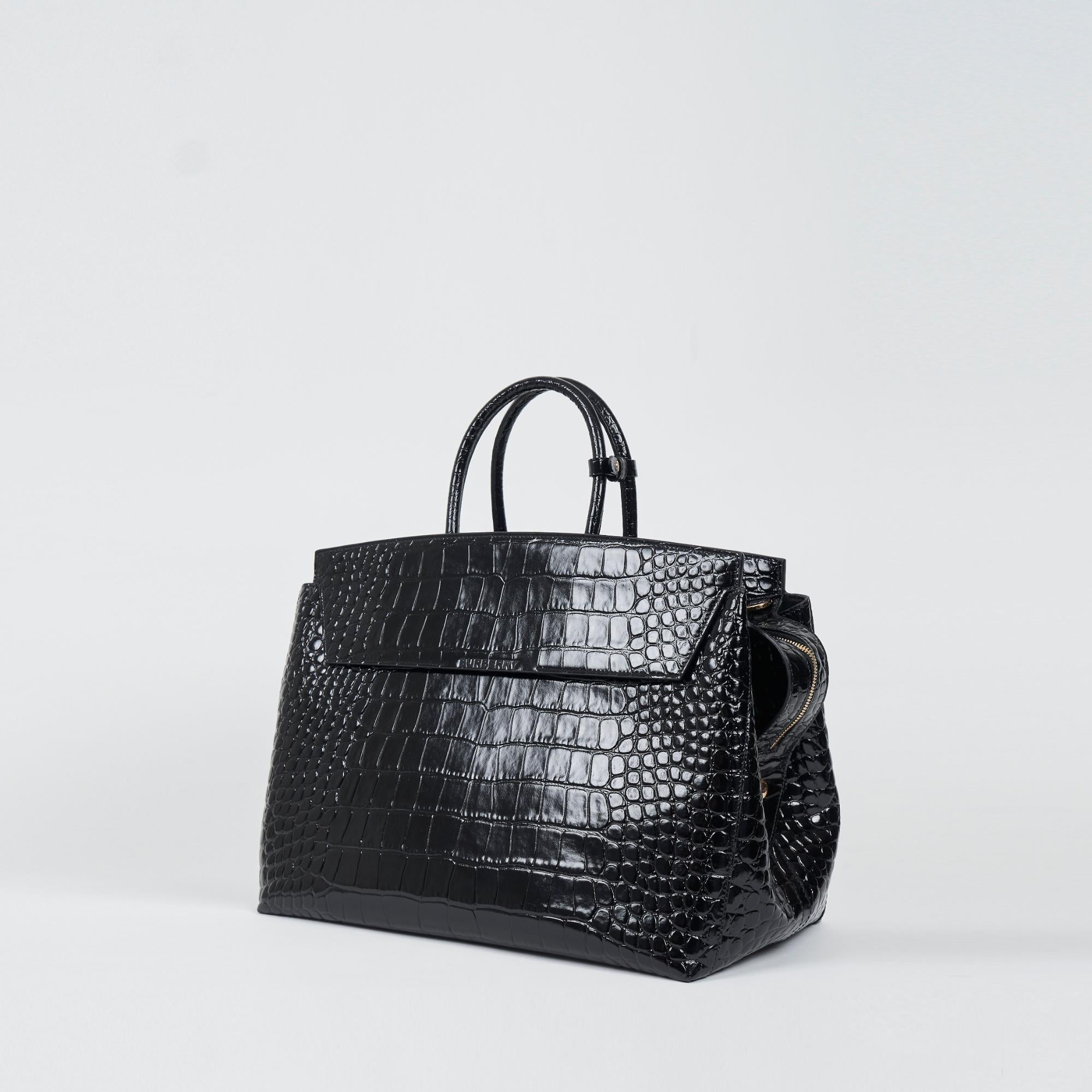 엠보싱 레더 미디엄 캐서린 백