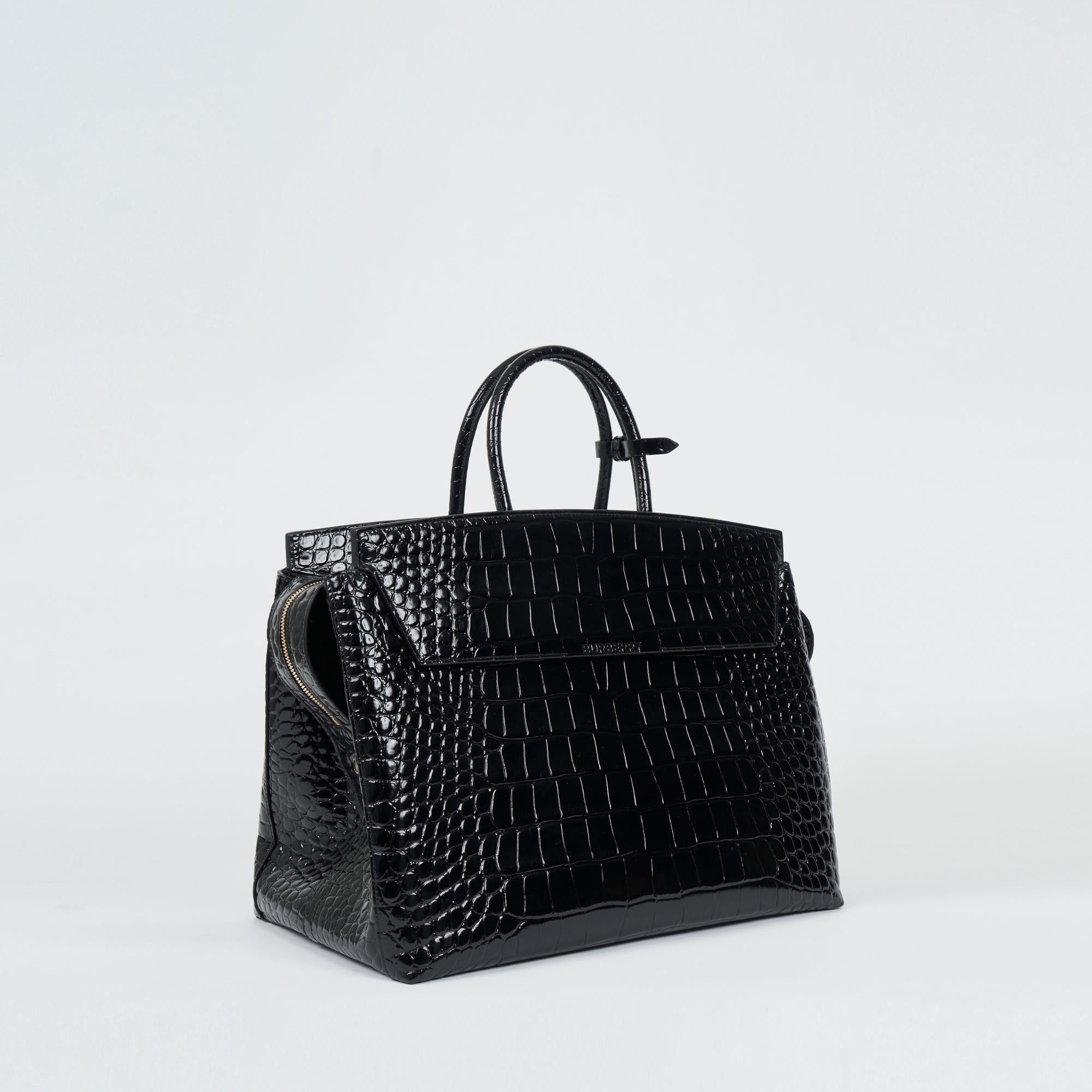 엠보싱 레더 미디엄 캐서린 백