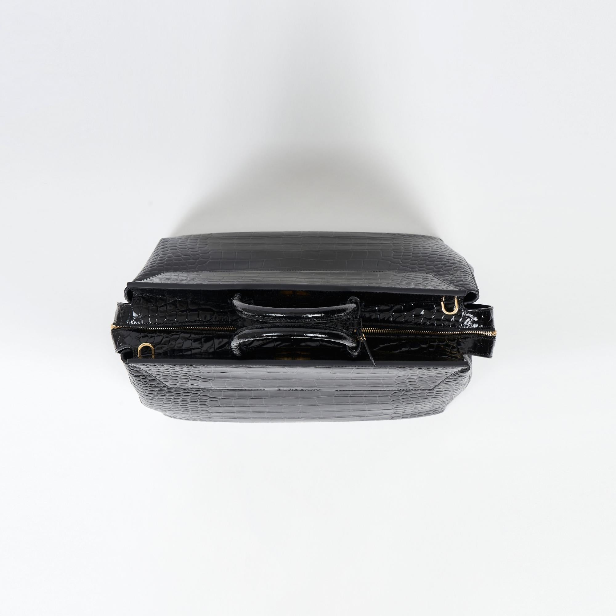 엠보싱 레더 미디엄 캐서린 백