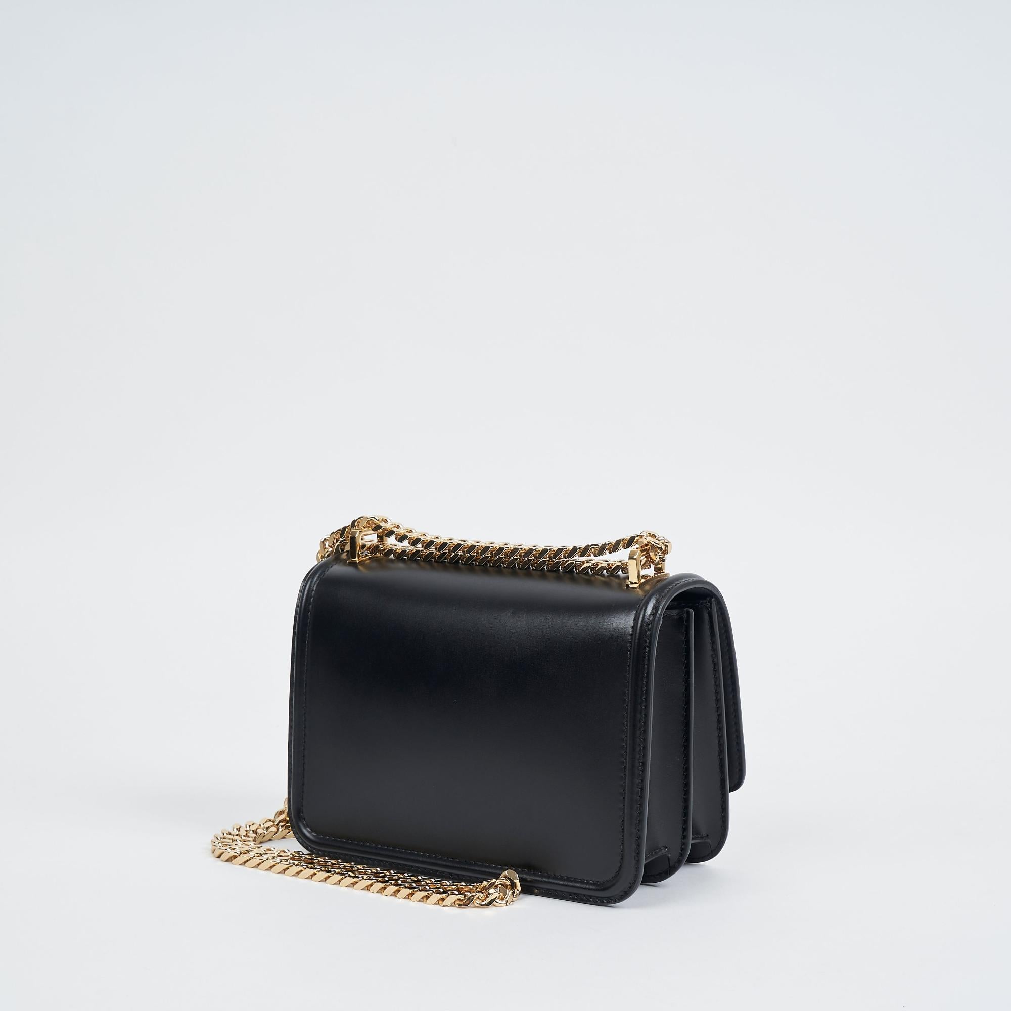 크리스털 모노그램 모티프 레더 스몰 TB 백