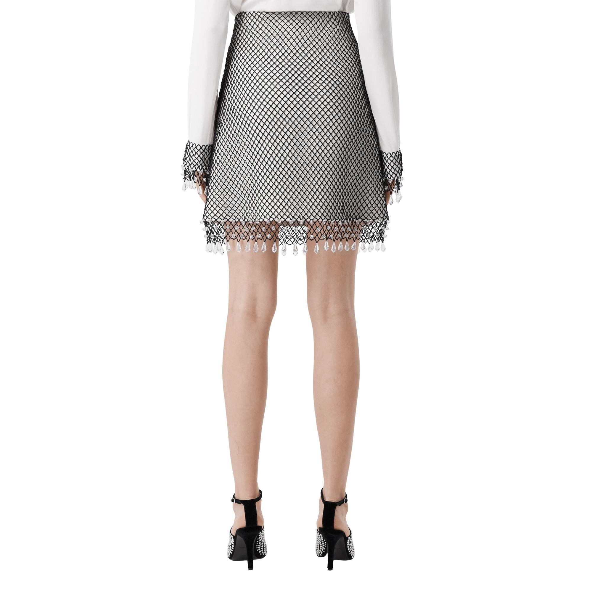 크리스털 임벨리시드 피시넷 미니 스커트