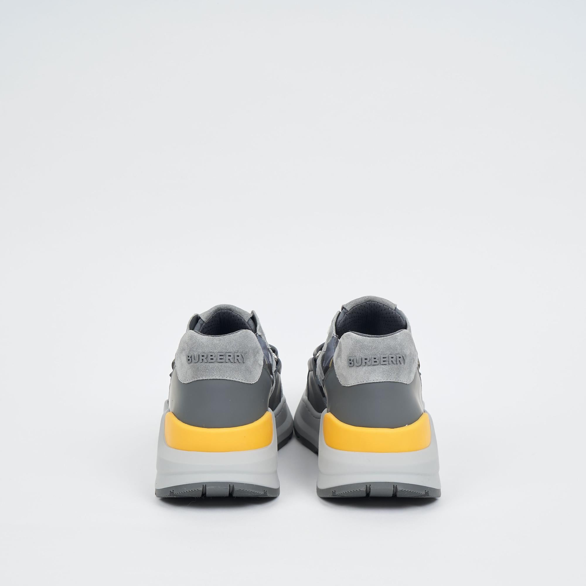 체크 스웨이드 레더 스니커즈