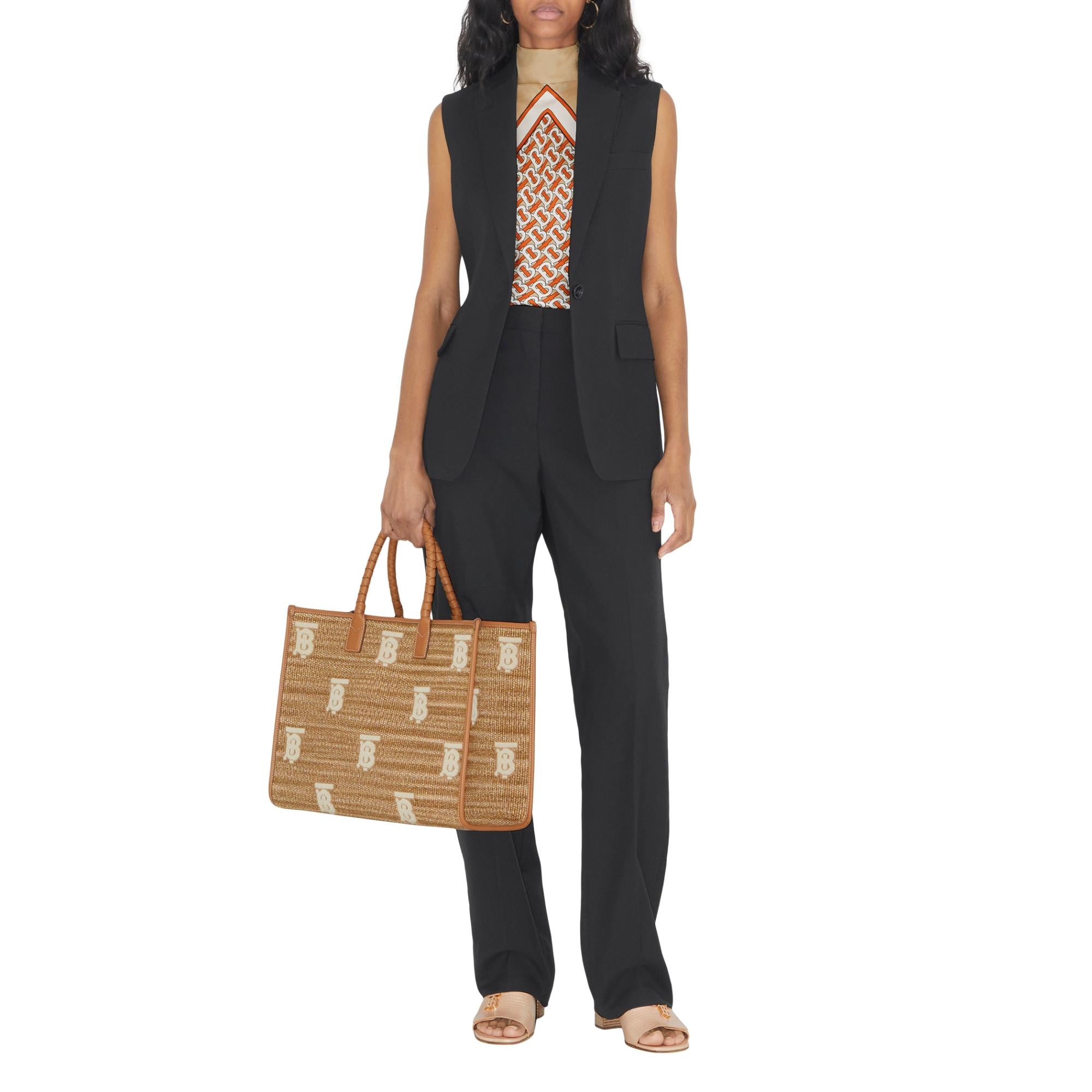 미디엄 프레야 토트