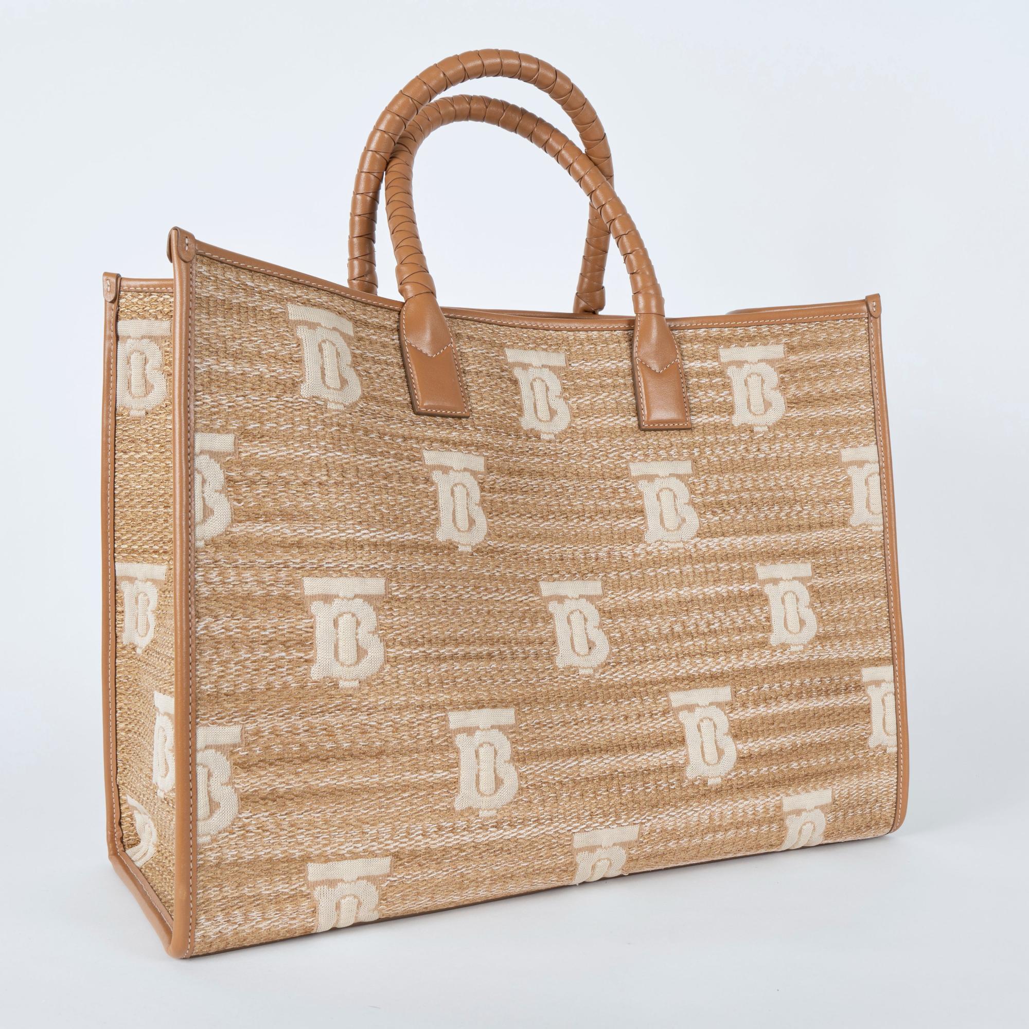 미디엄 프레야 토트