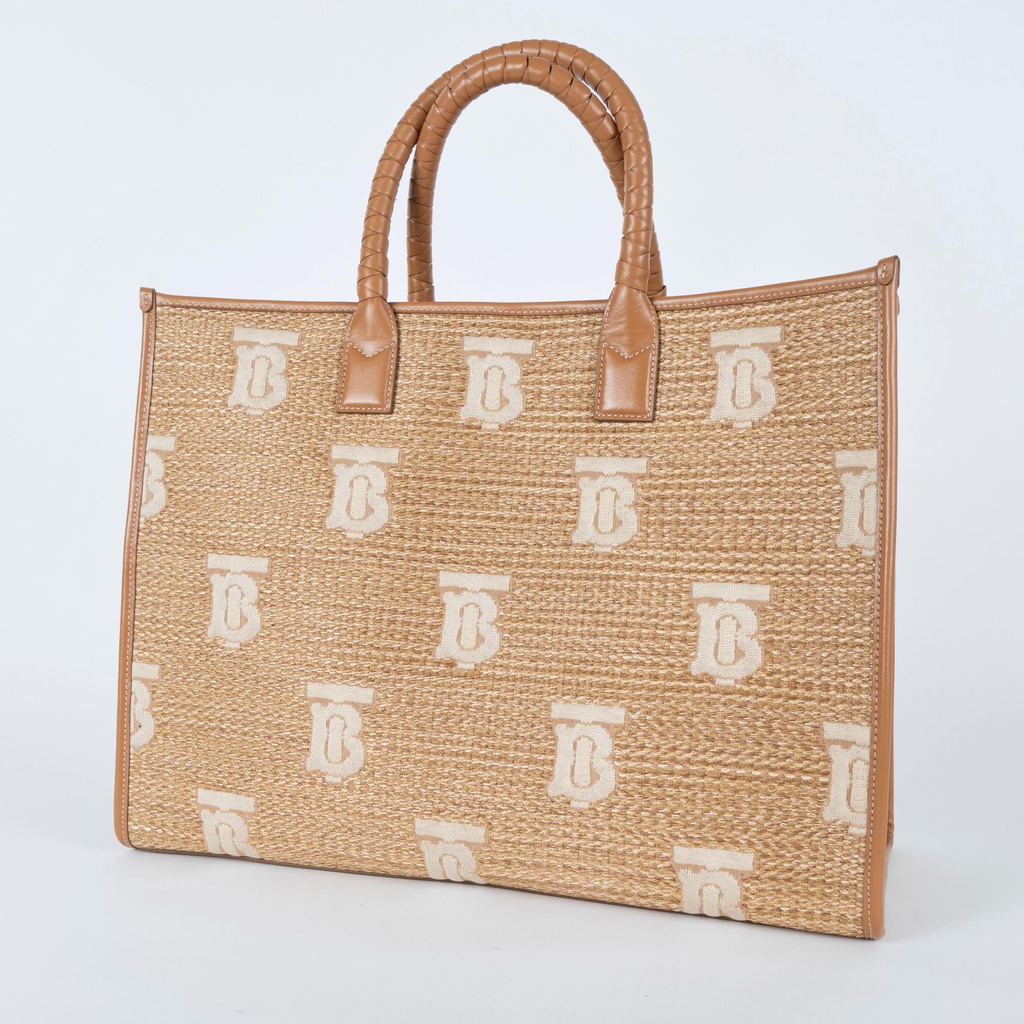 미디엄 프레야 토트