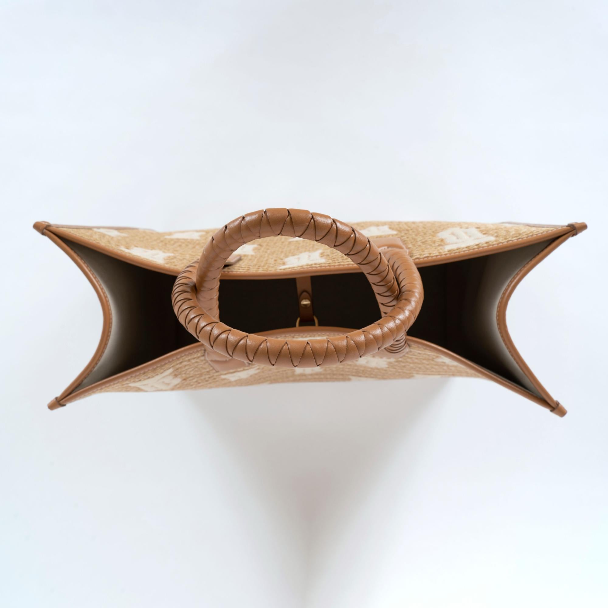 미디엄 프레야 토트