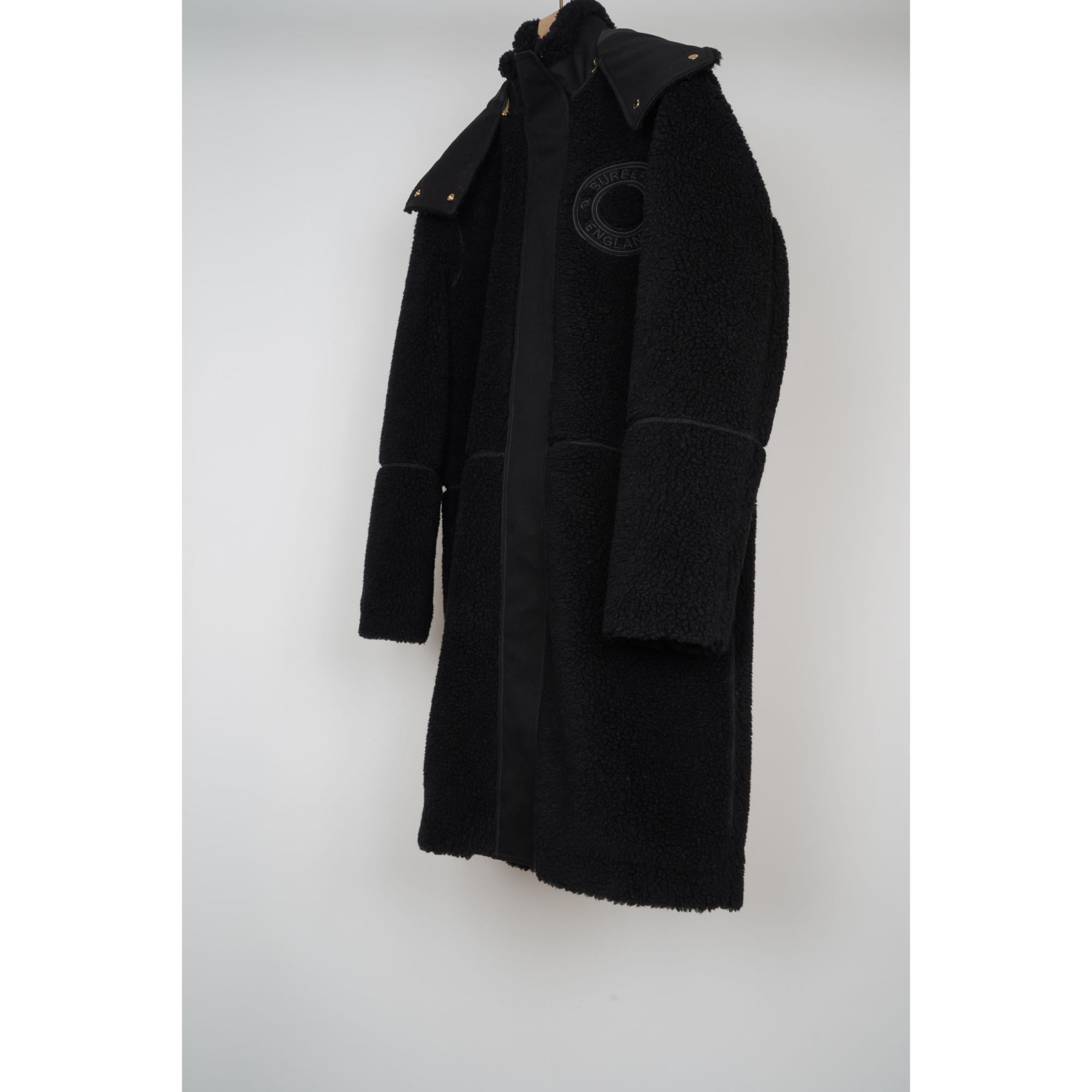 로고 그래픽 울 캐시미어 블렌드 플리스 코트