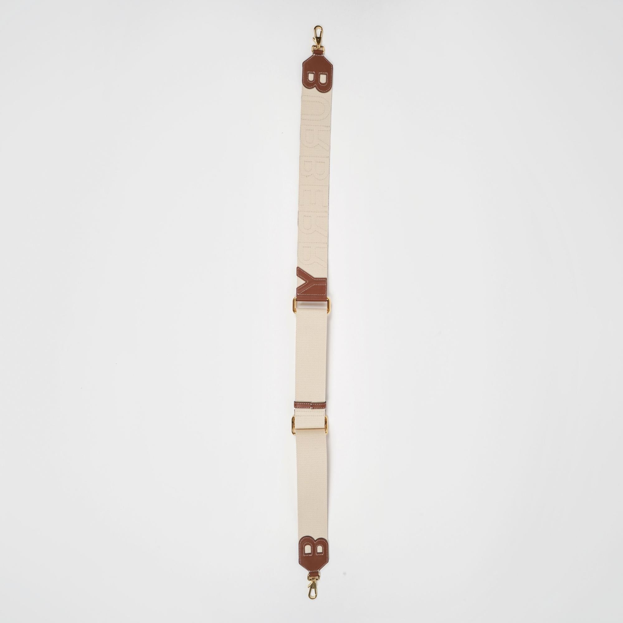 로고 디테일 레더 백 스트랩