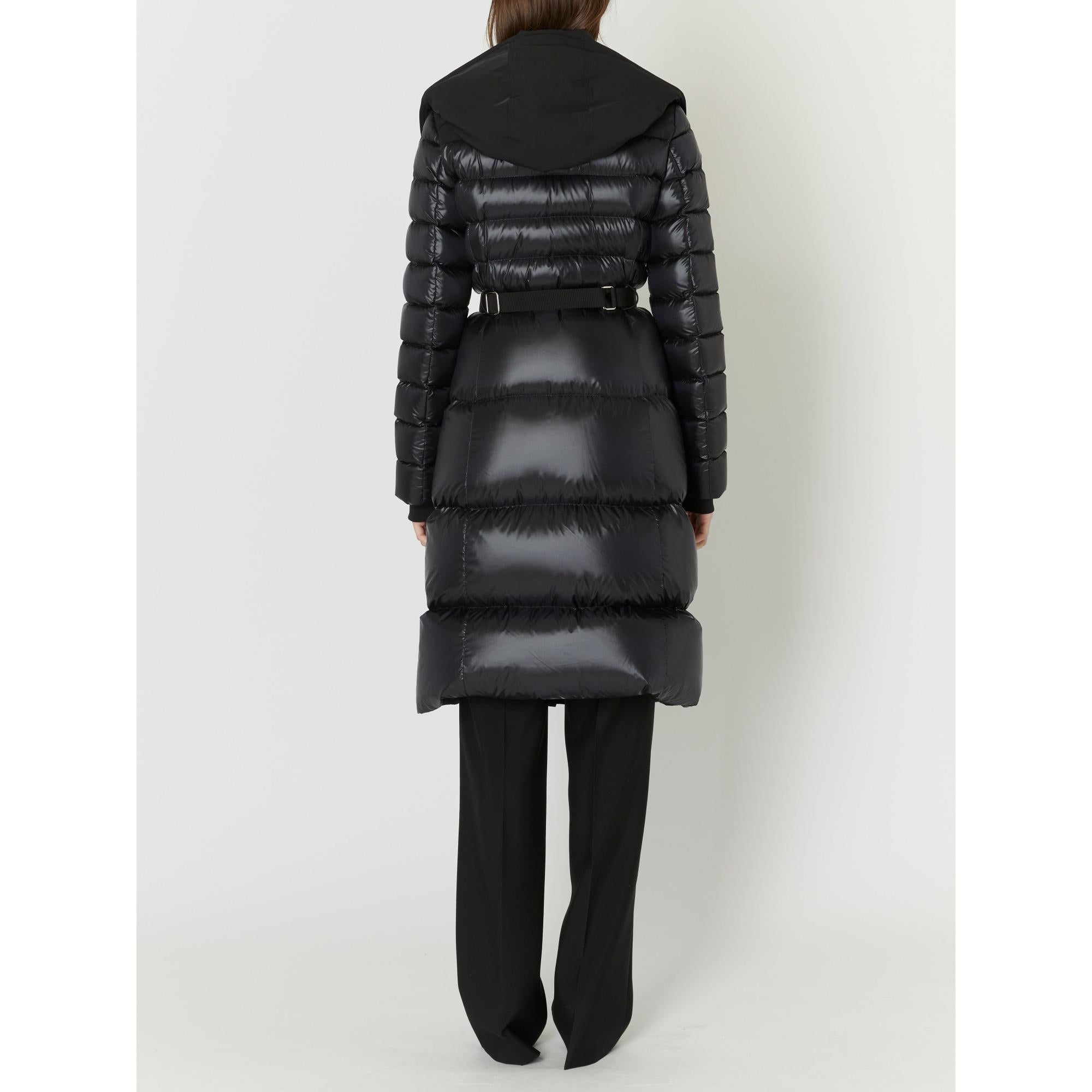 컨트라스트 후드 나일론 미드 렝스 퍼퍼 코트