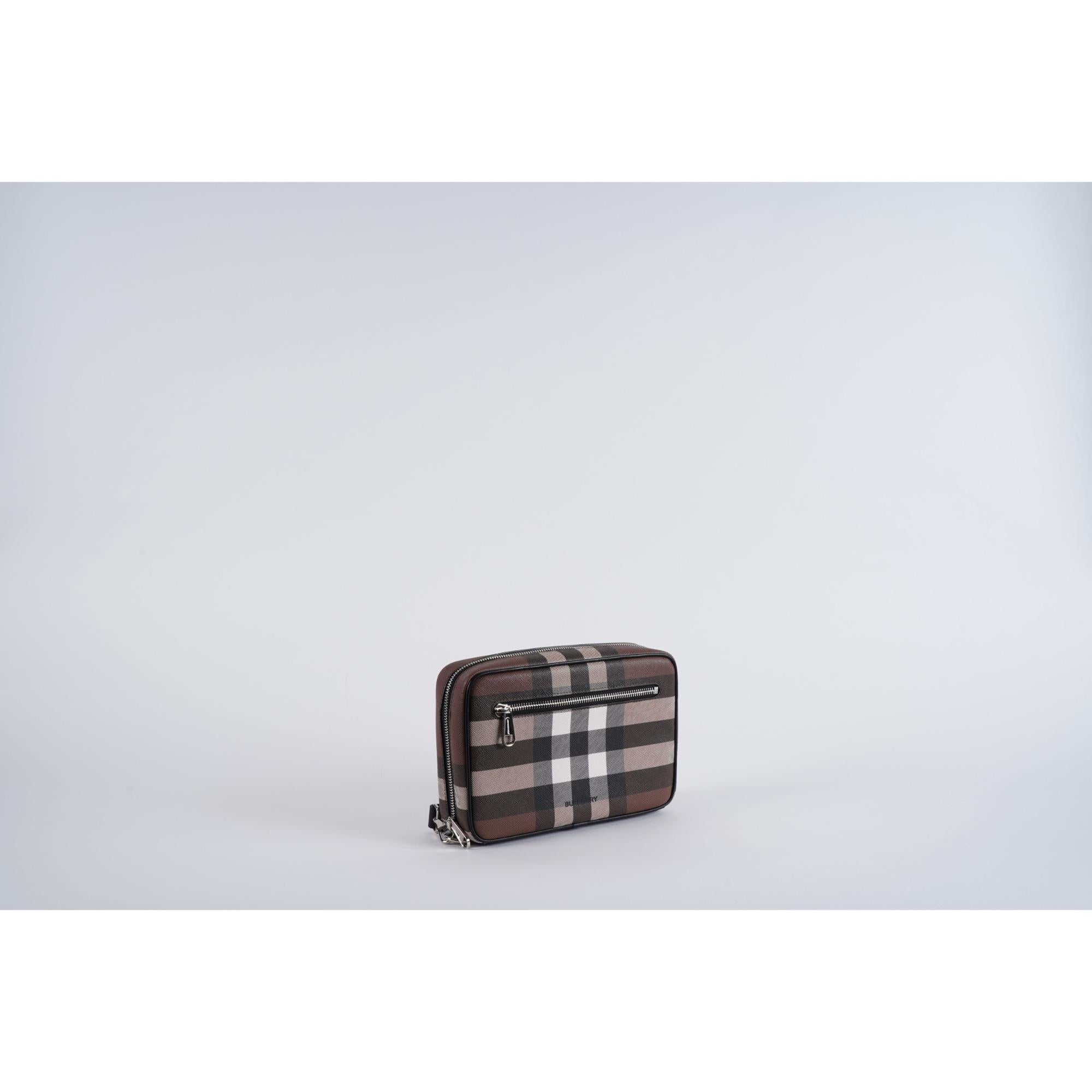 체크 레더 지퍼 파우치