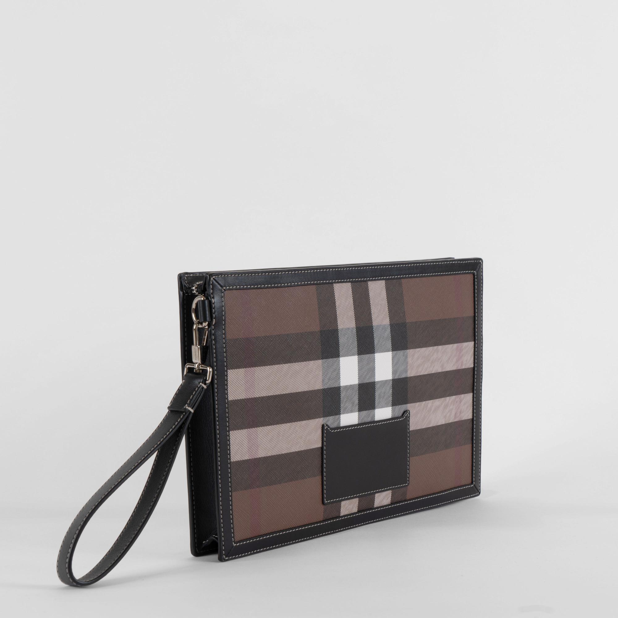 체크 레더 지퍼 파우치