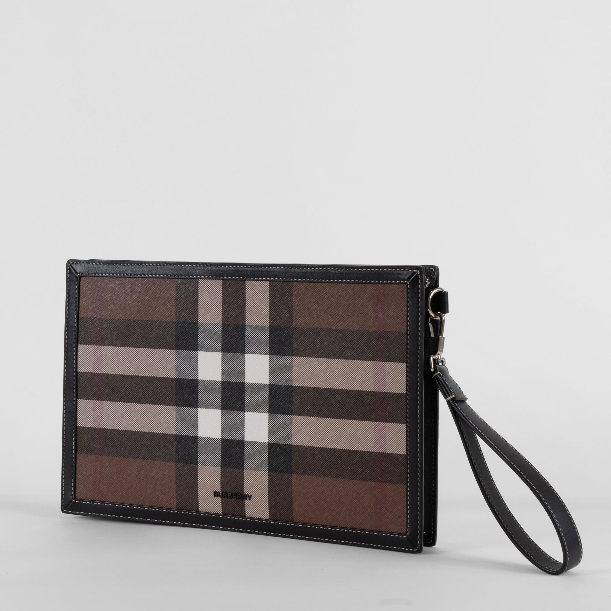 체크 레더 지퍼 파우치