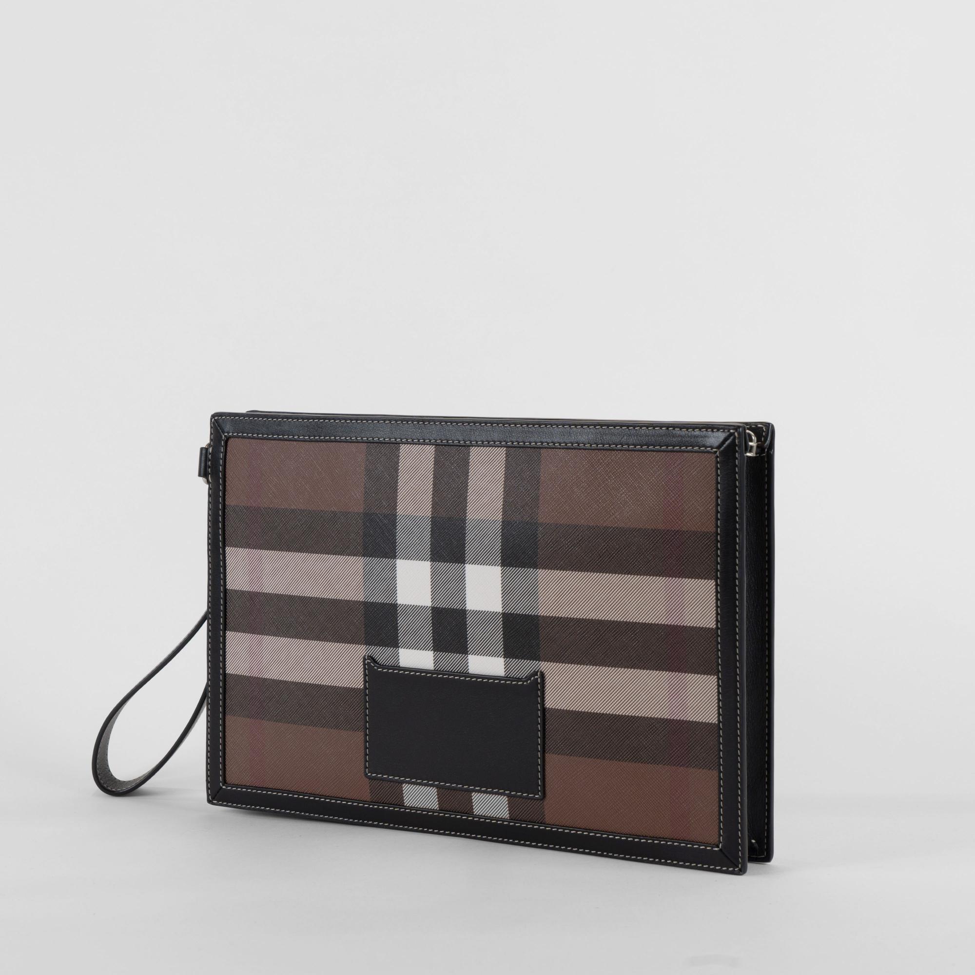 체크 레더 지퍼 파우치