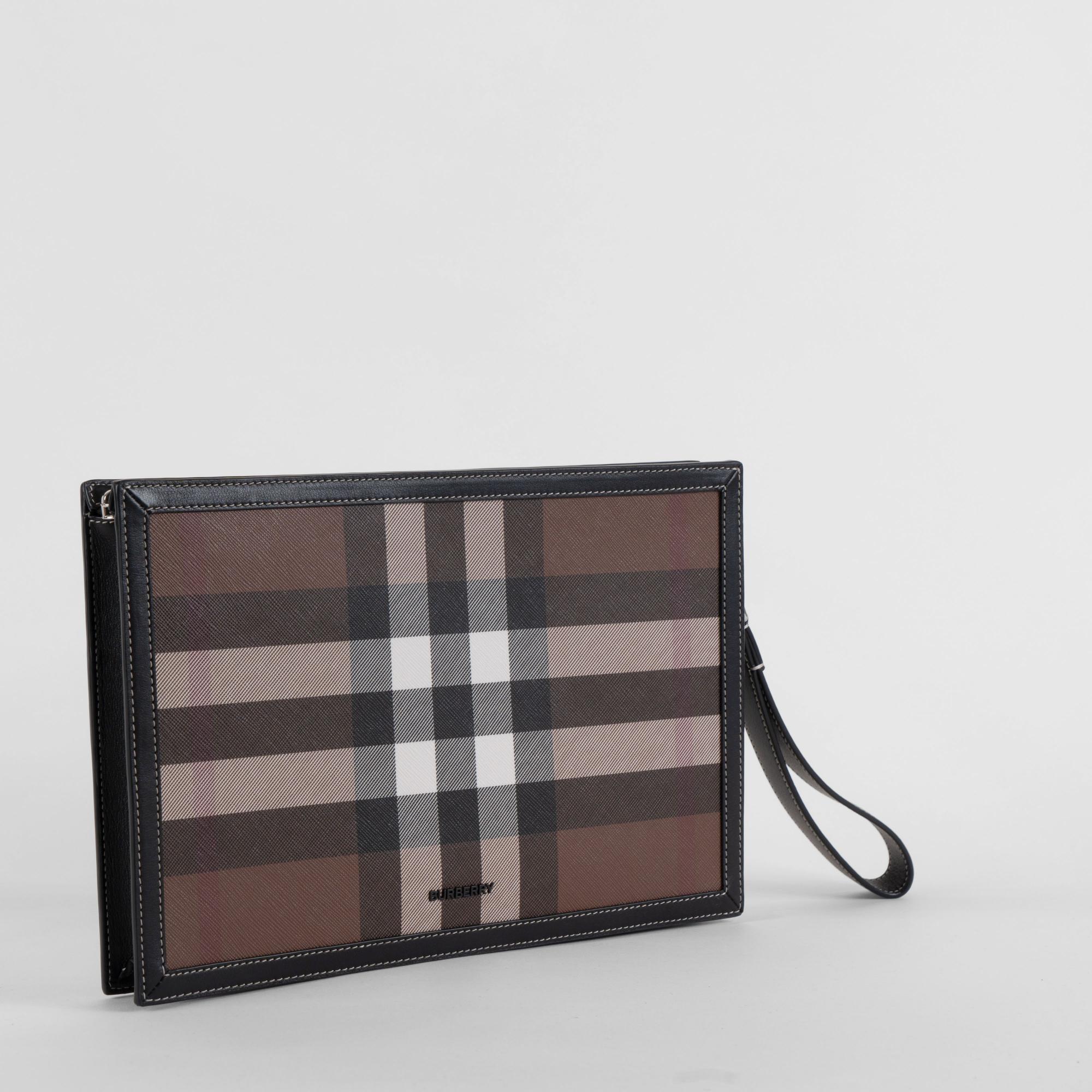 체크 레더 지퍼 파우치