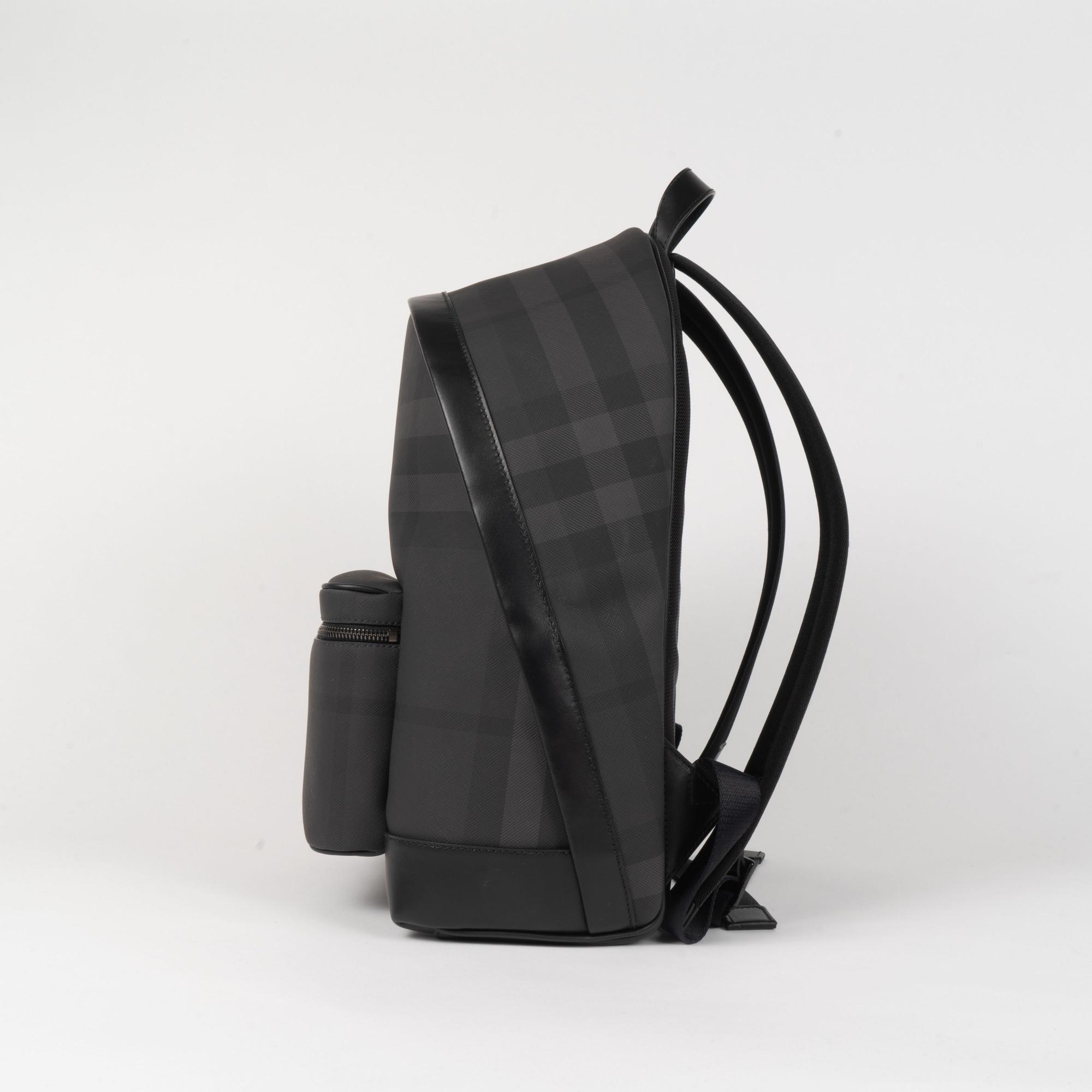 차콜 체크 레더 백팩