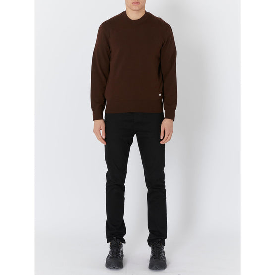 울소재의 크루넥의 베이직한 실루엣의 남성 니트웨어