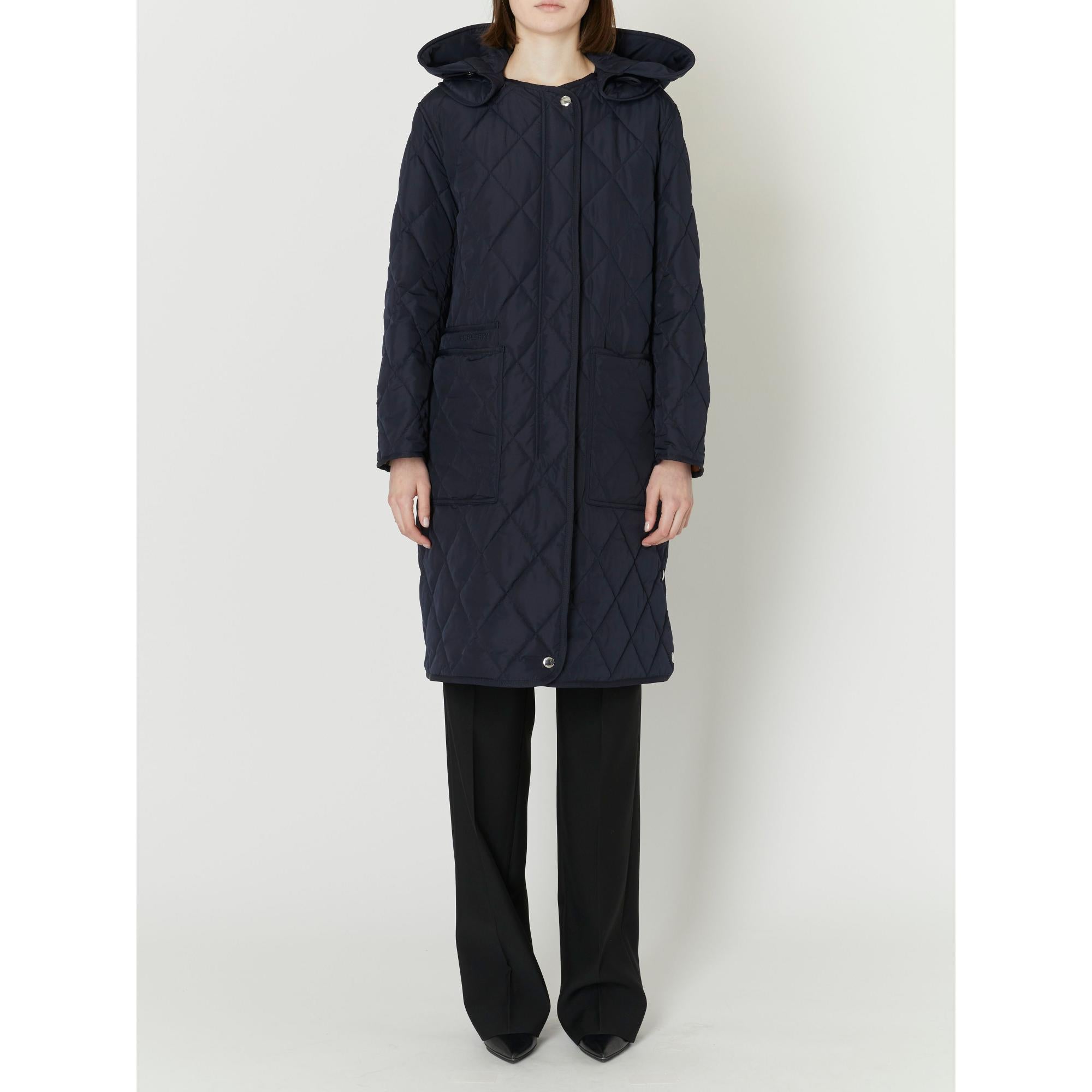 디태처블 후드 다이아몬드 퀼팅 코트