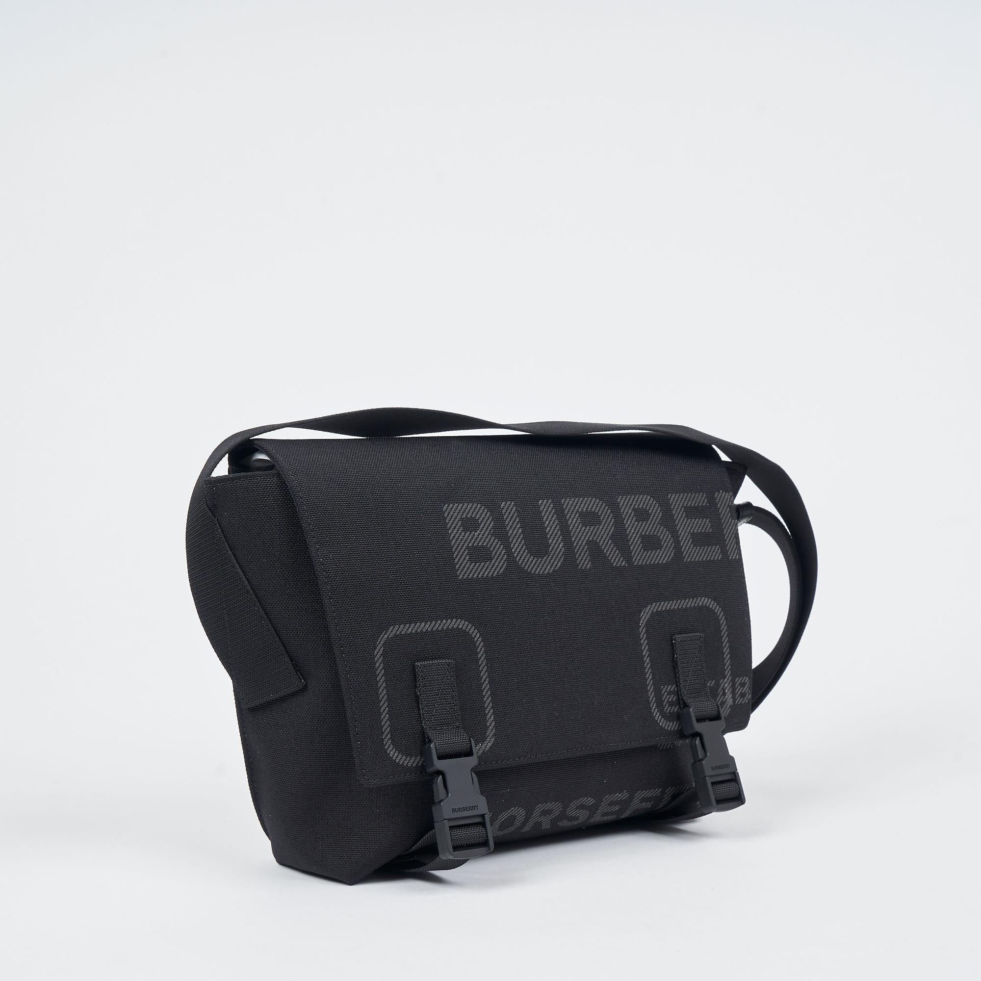 호스페리 프린트 나일론 스몰 락 백