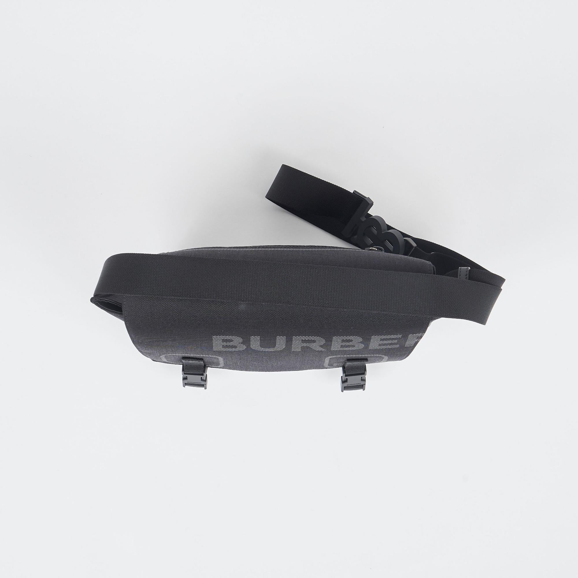 호스페리 프린트 나일론 스몰 락 백