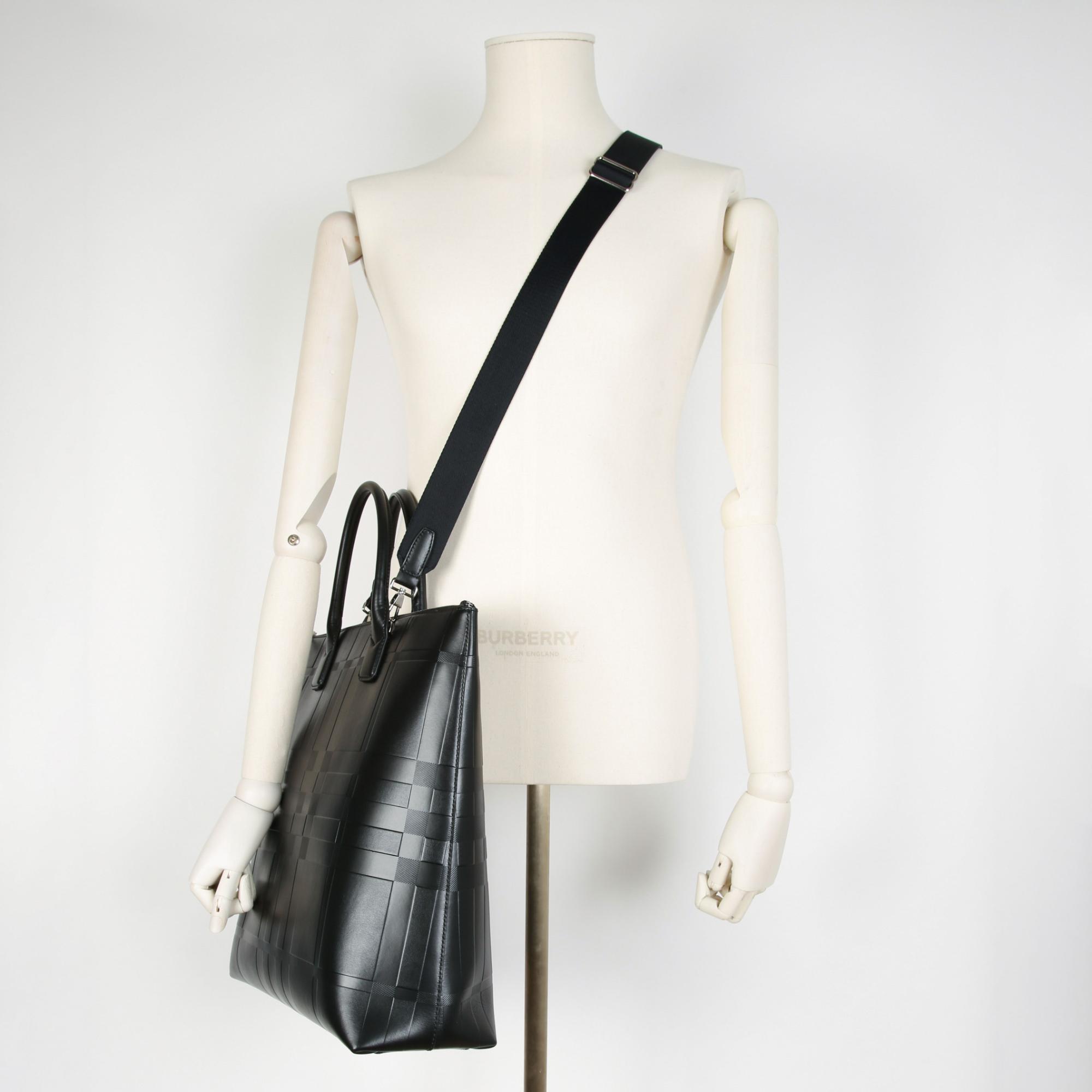 엠보싱 체크 레더 토트