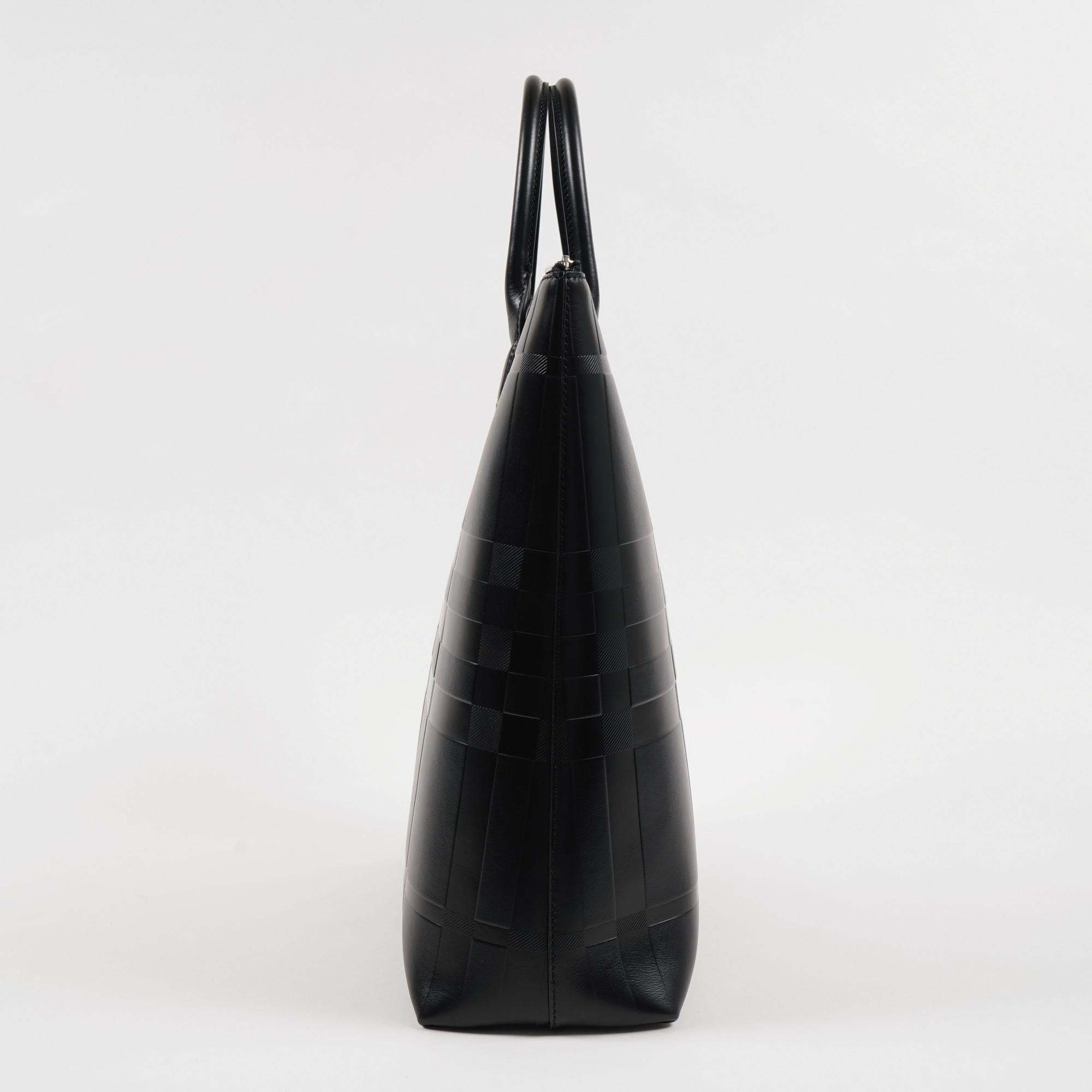 엠보싱 체크 레더 토트