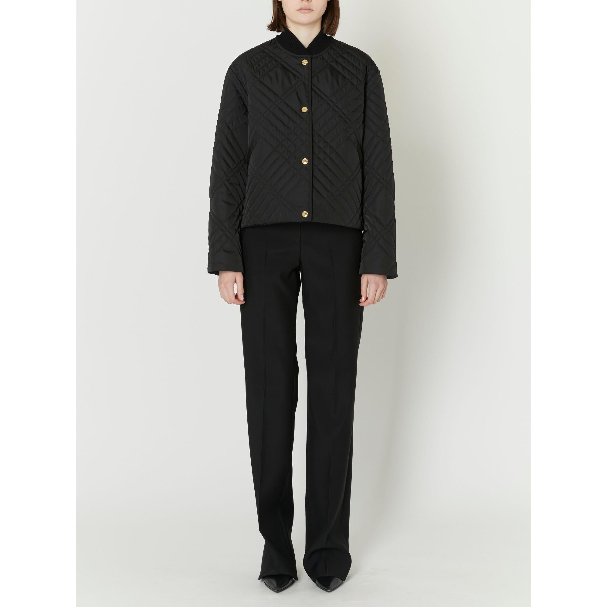 로고 디테일 라이트 퀼팅 재킷