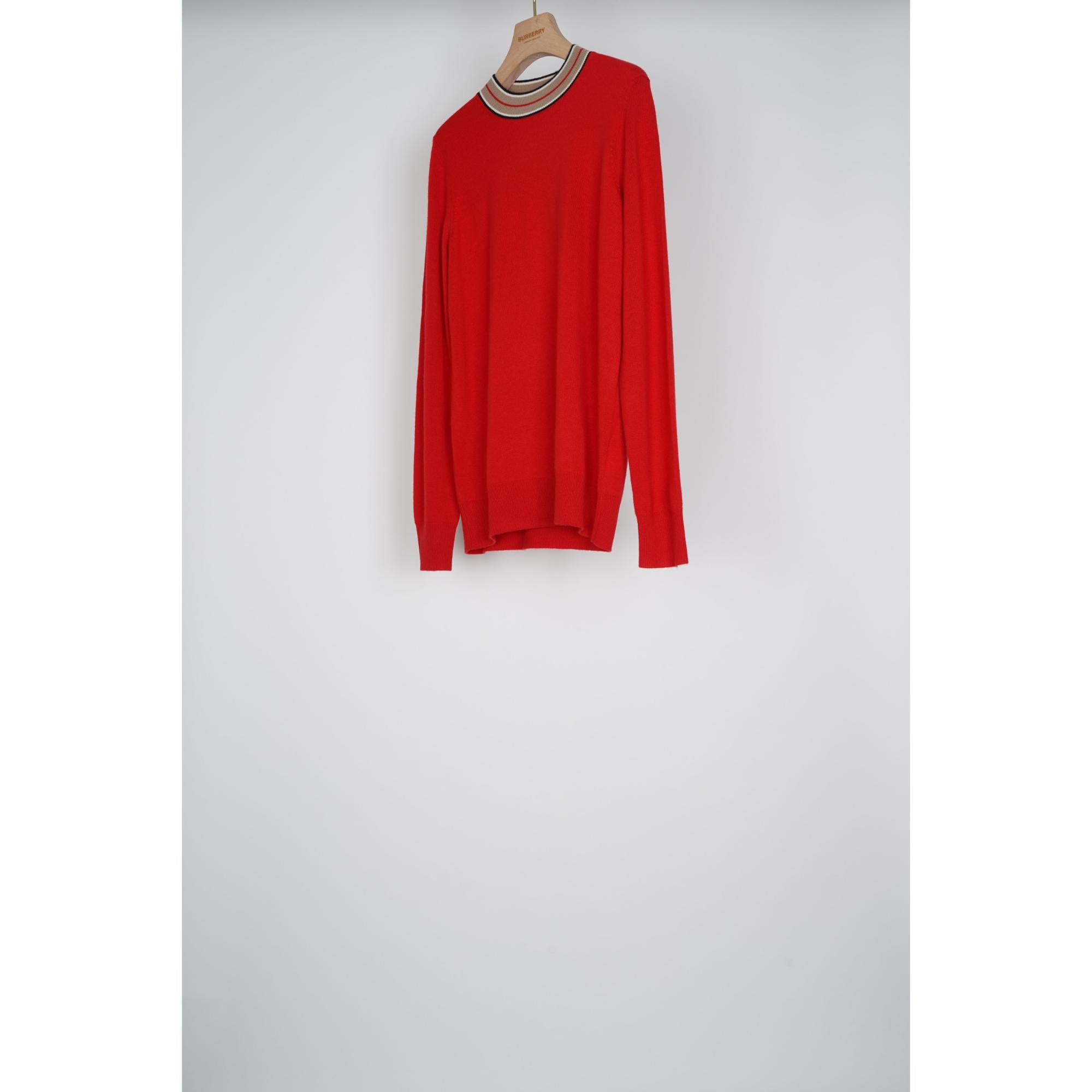 스트라이프 디테일 캐시미어 스웨터